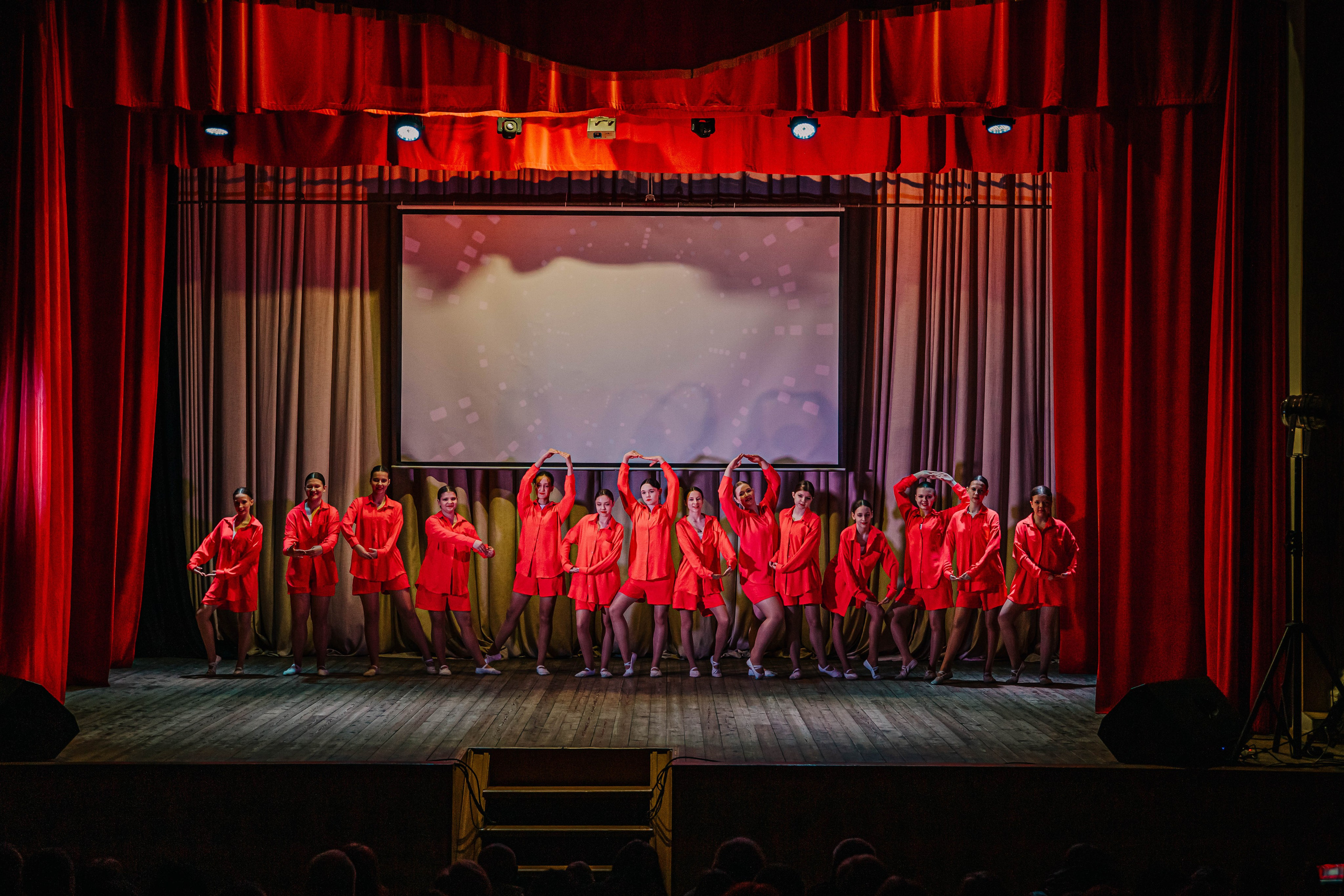 Отчетный концерт хореографического коллектива Пульс!. Фотограф Дарья Маташкова