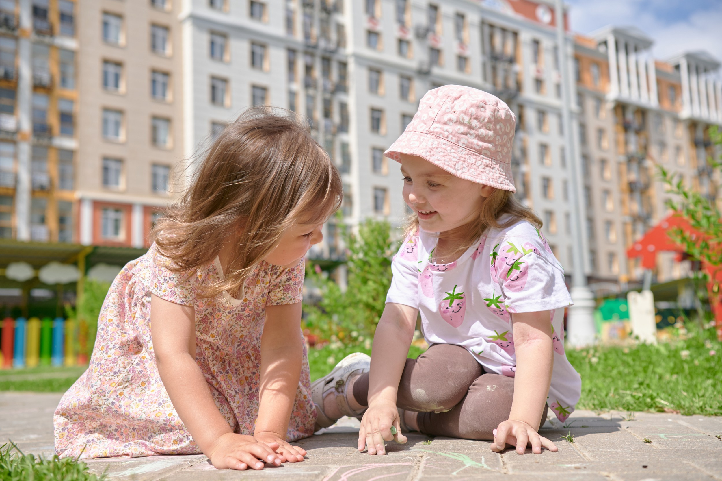 Летнее Настроение. Выпускные альбомы для детского сада, школы — Москва и область | Апрель Фото