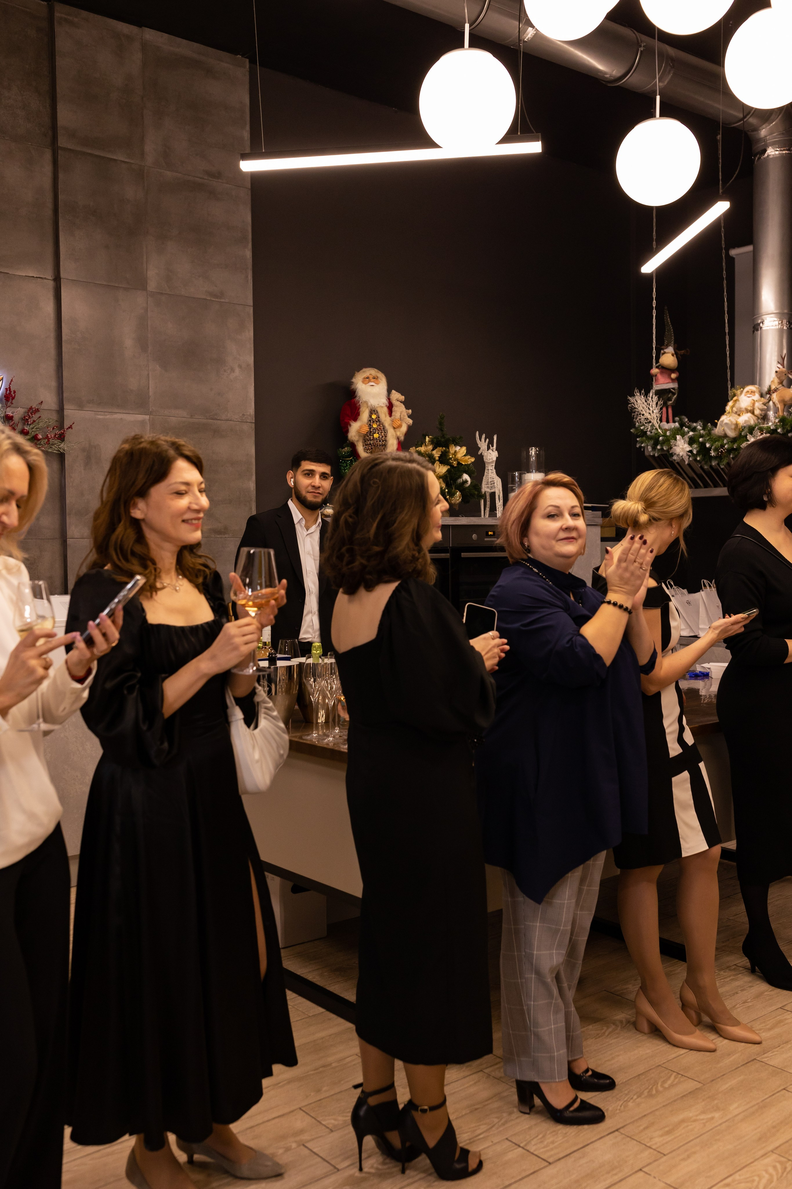 День рождения бизнес клуба «WowWoman». Сказочный фотограф для Вас и Вашей семьи