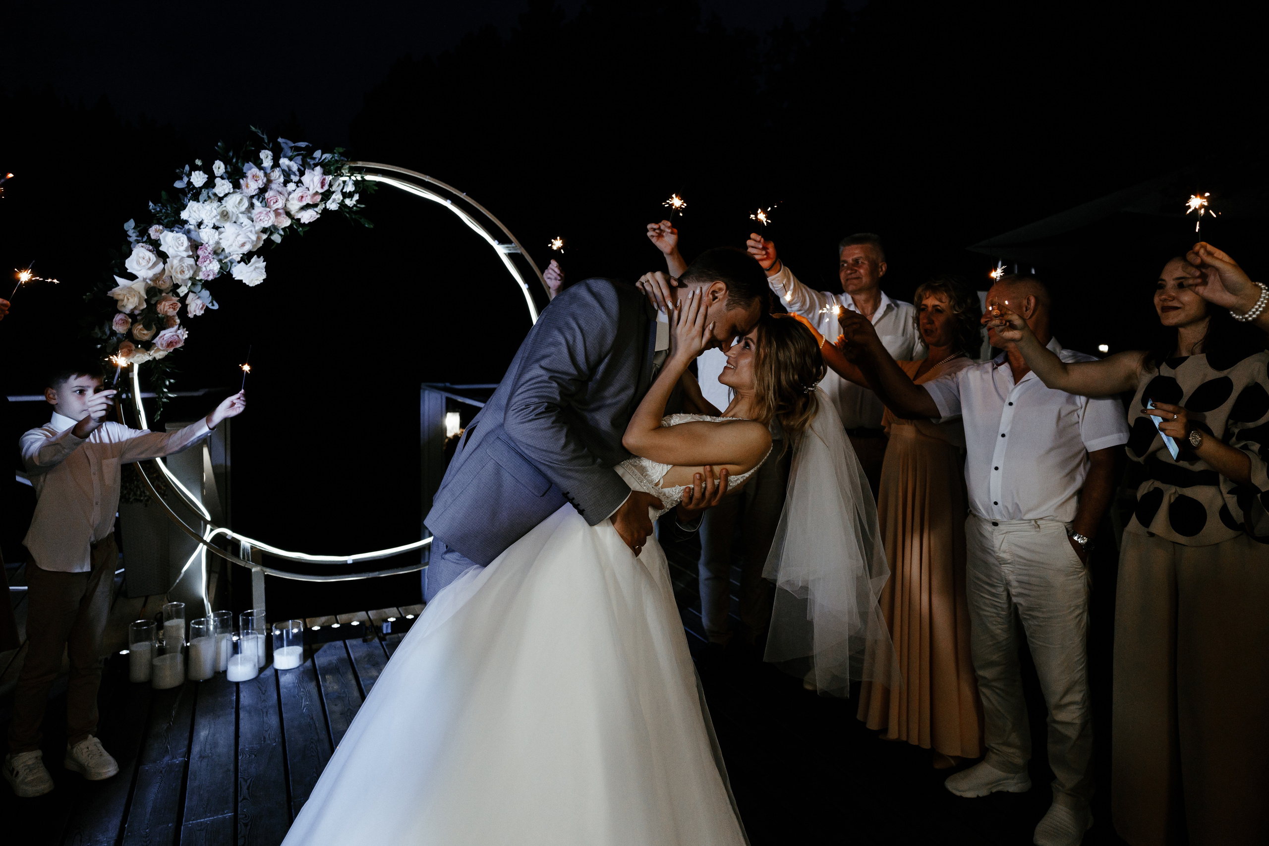 Маша и Влад. Облака. Свадебный фотограф Балчугова Мария Екатеринбург