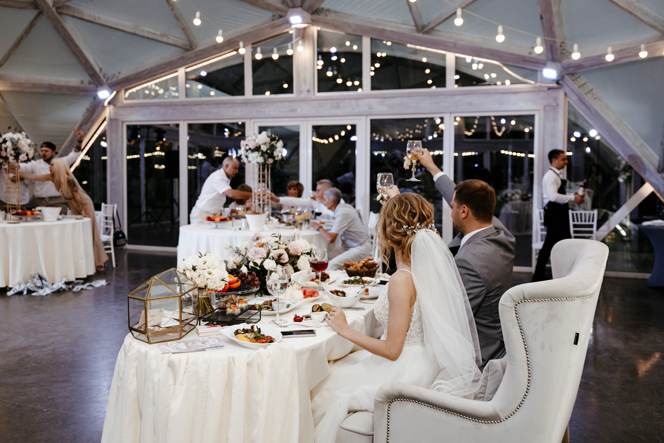 Маша и Влад. Облака. Свадебный фотограф Балчугова Мария Екатеринбург