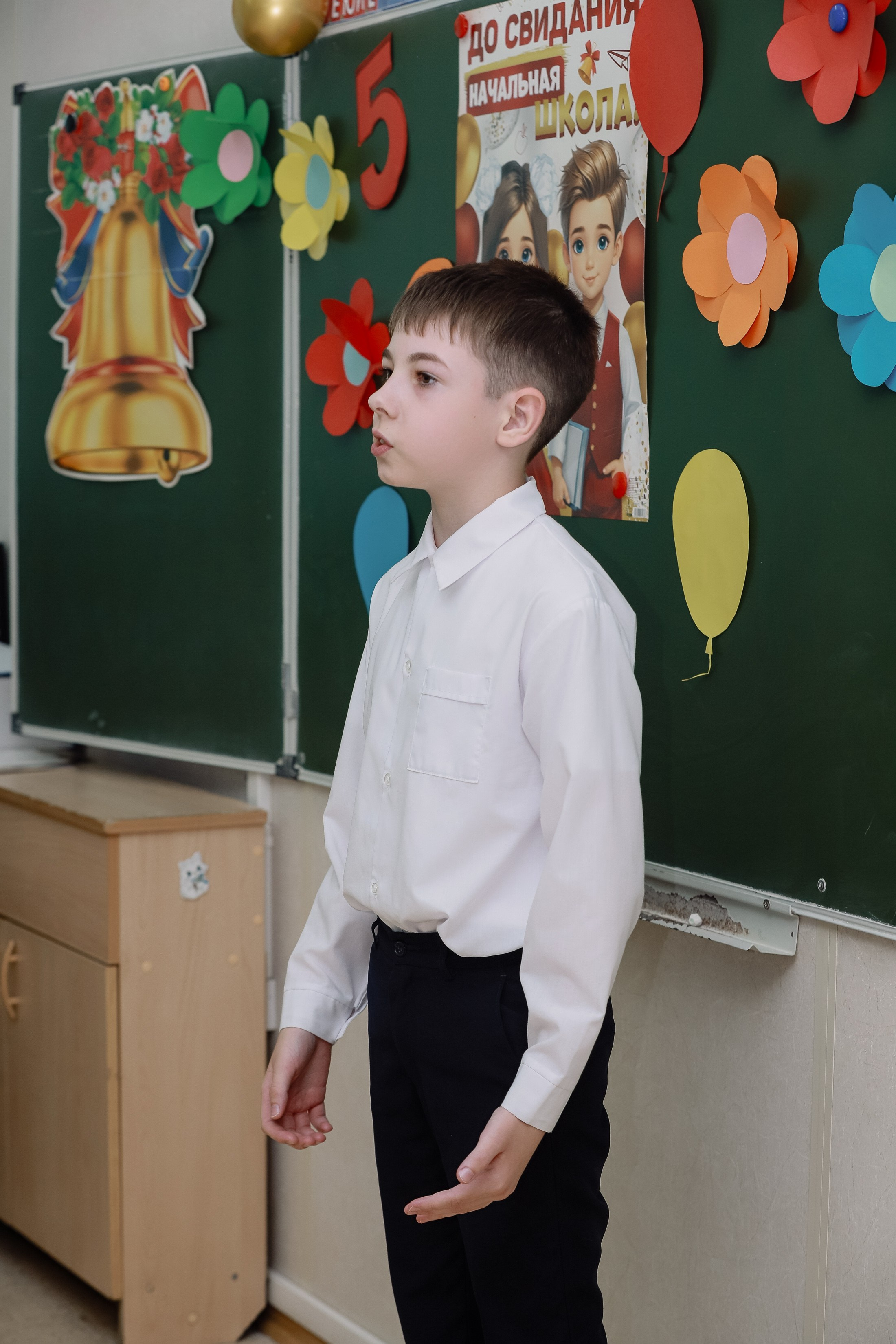 Прощай начальная школа 4б Лицей 28. Фотограф Юлия Мальцева