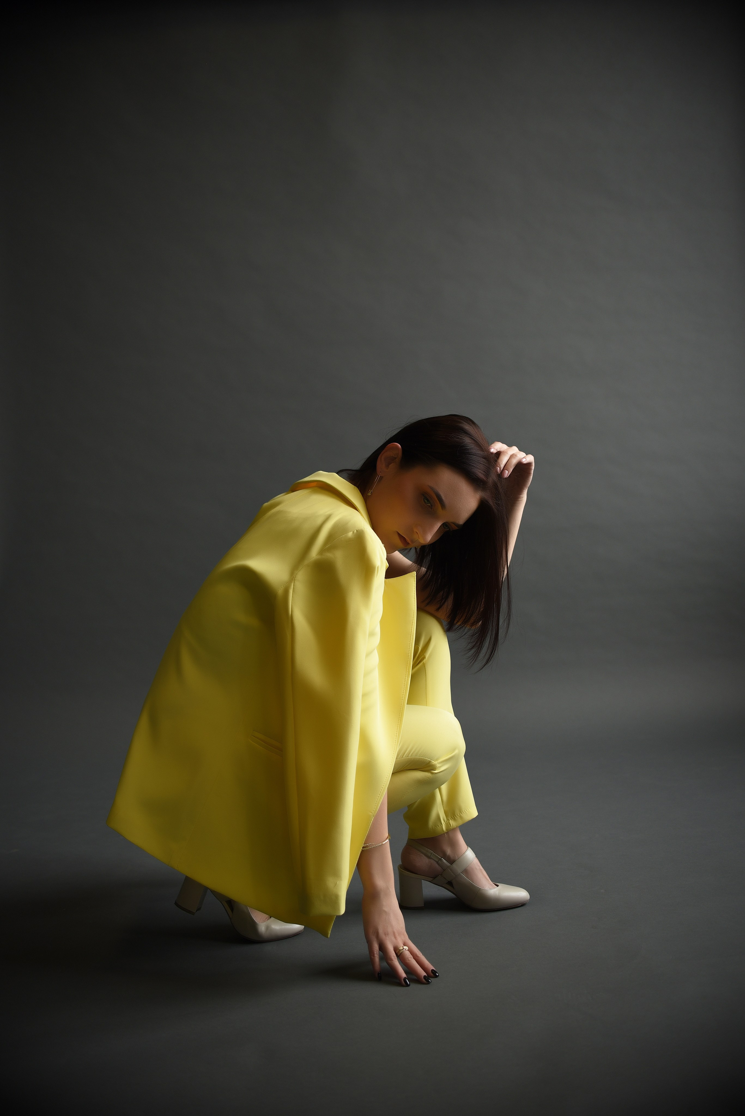 Индивидуальная студийная. Свадебный, семейный, детский, контент фотограф в Омске Максим Ильин