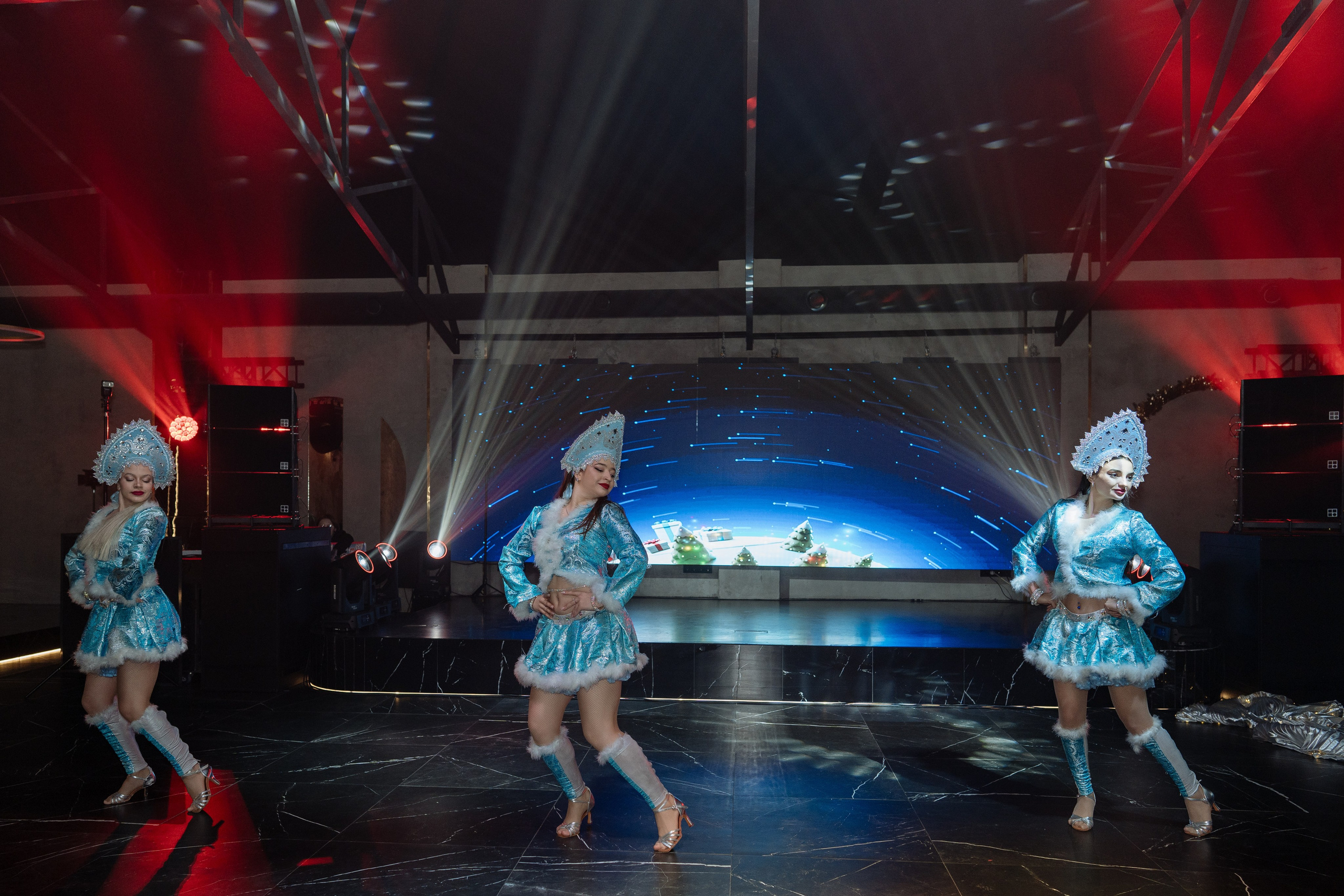 Альбион Тур