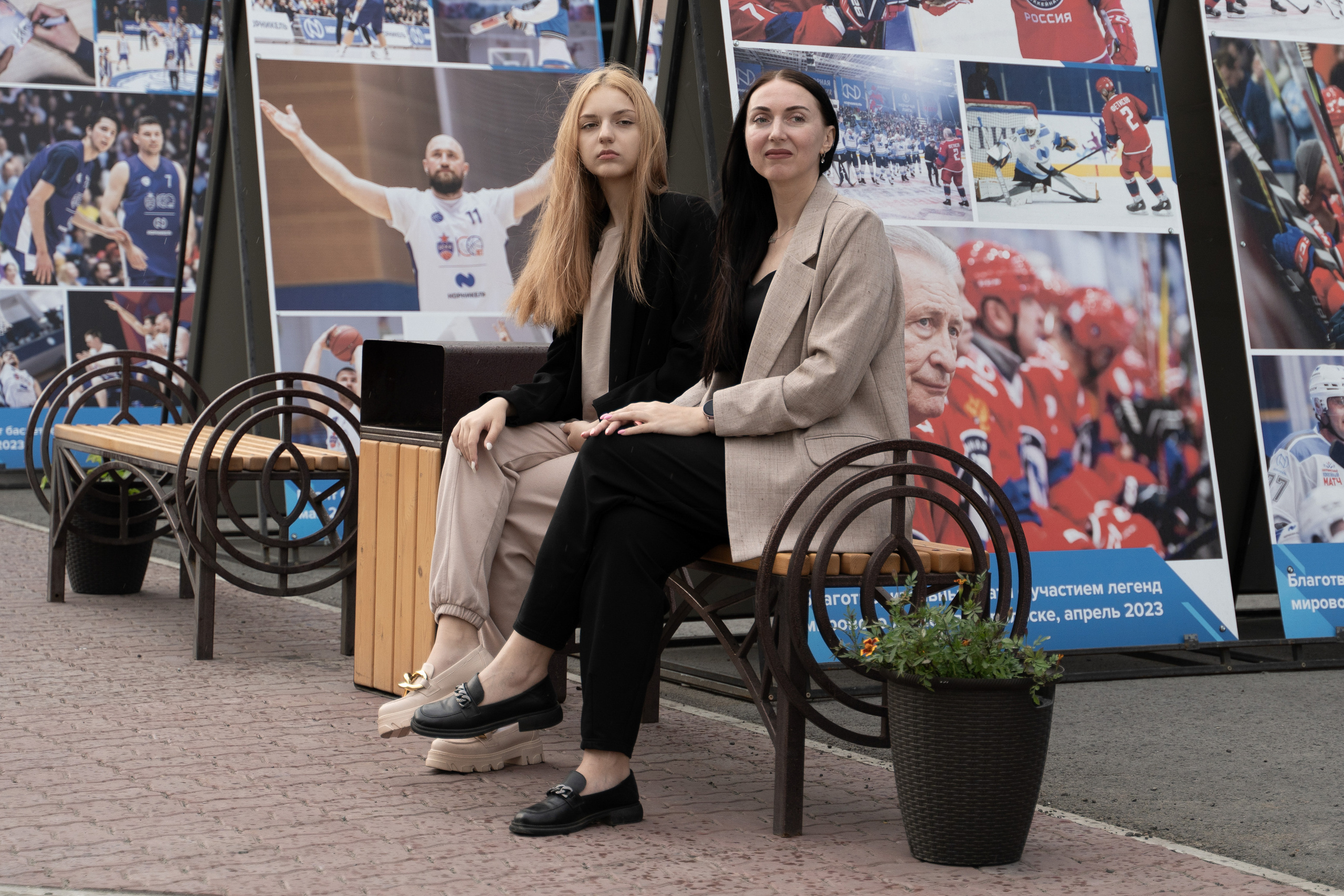 Александра и Анастасия. Фотограф Таня Смолянинова
