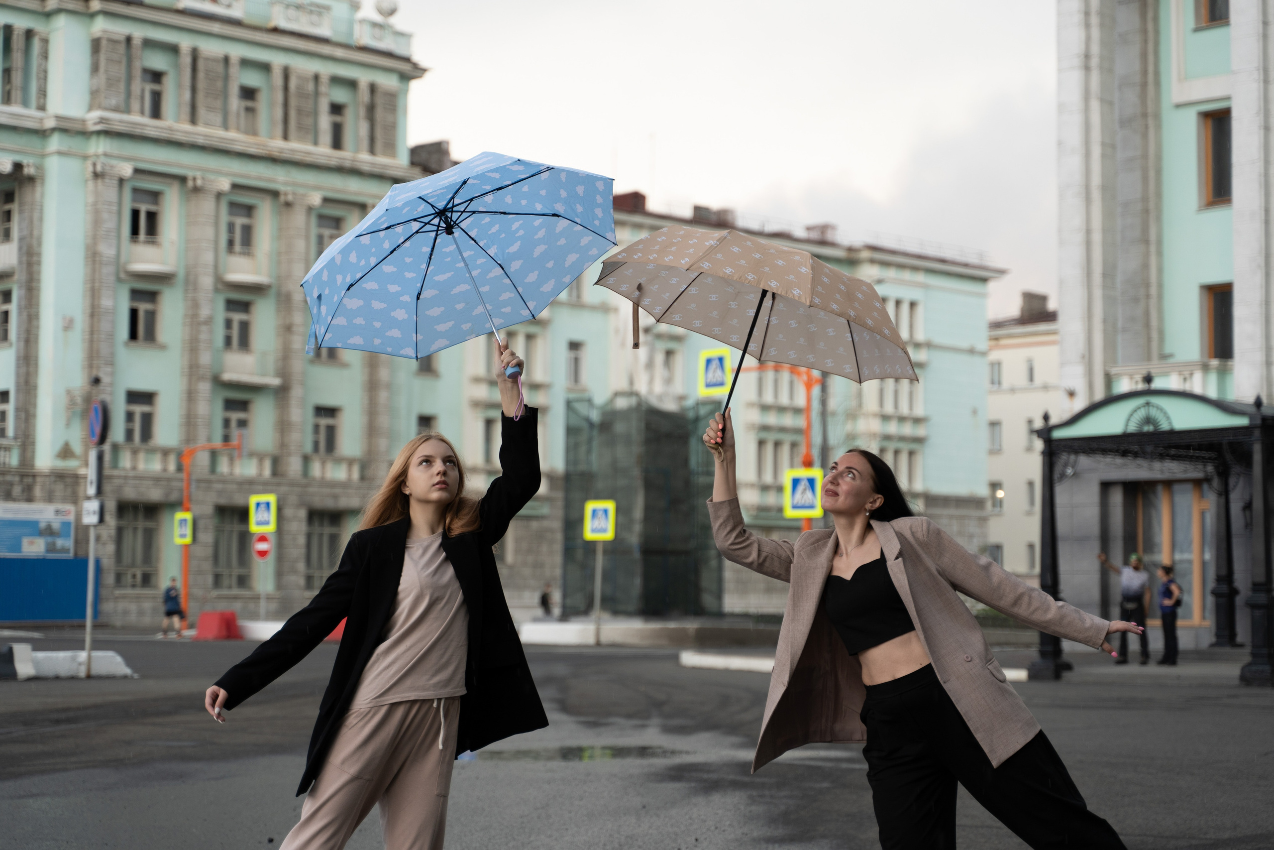 Александра и Анастасия. Фотограф Таня Смолянинова