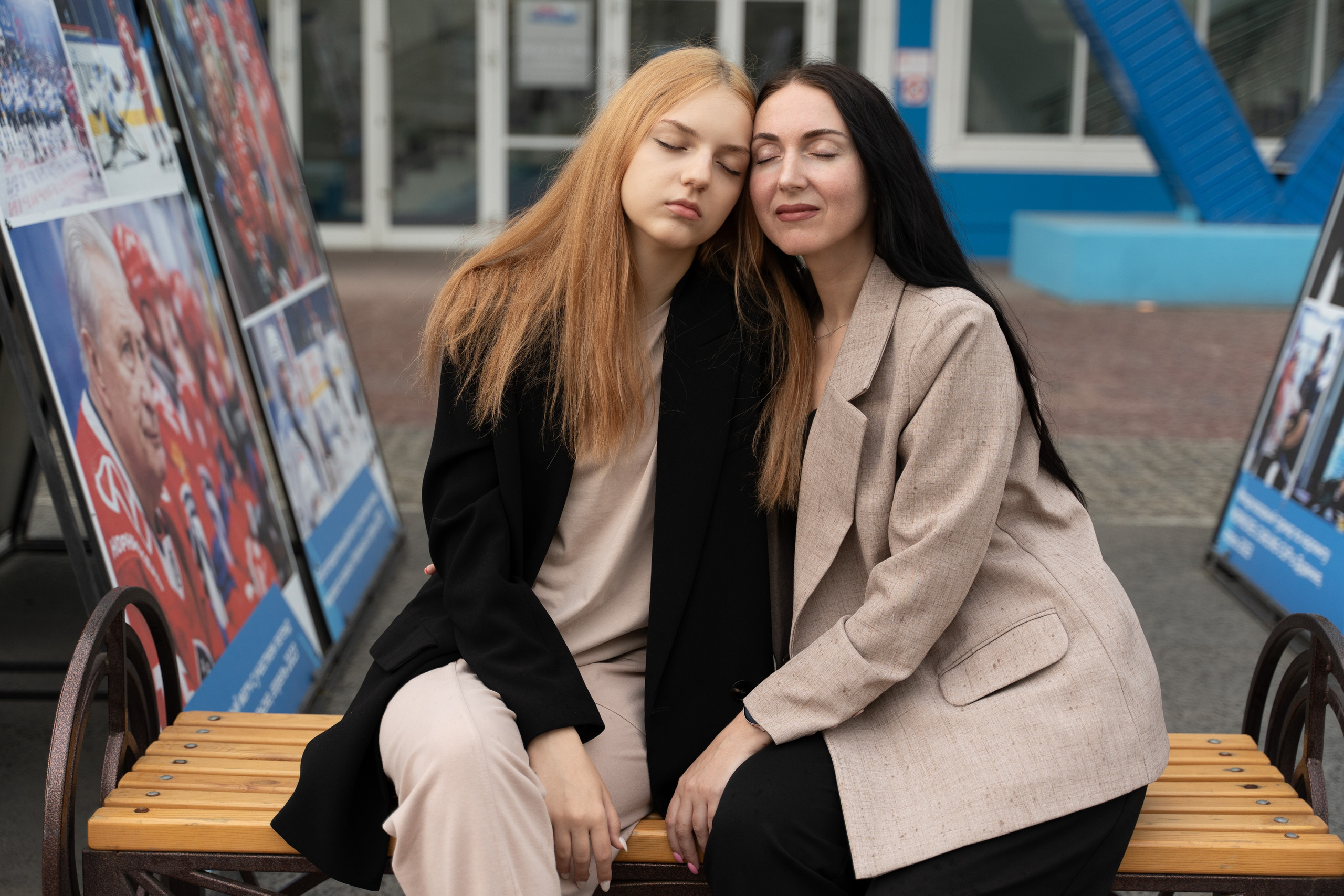 Александра и Анастасия. Фотограф Таня Смолянинова