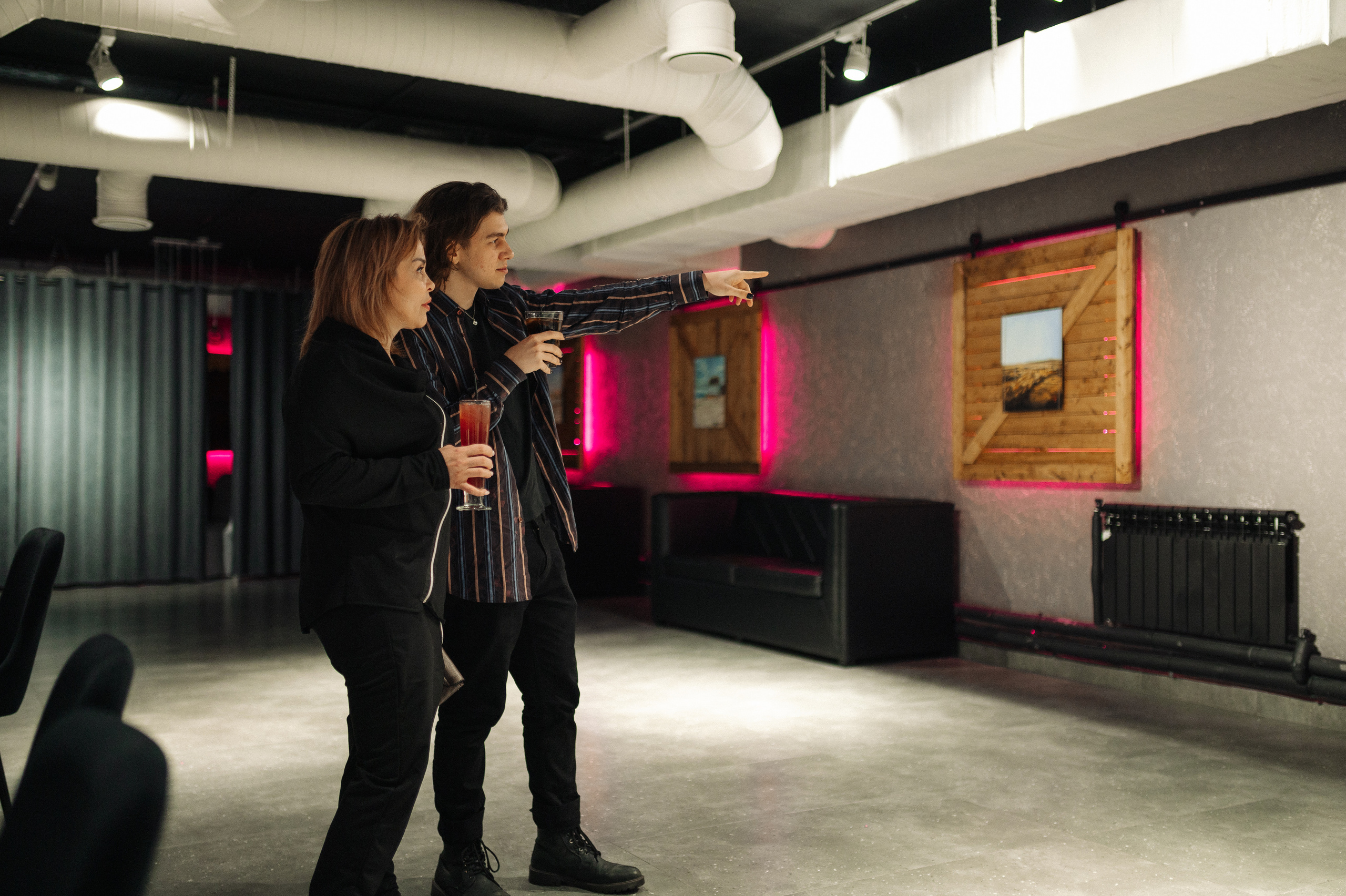 Карим МК картины маслом. Фотограф Нижний Новгород