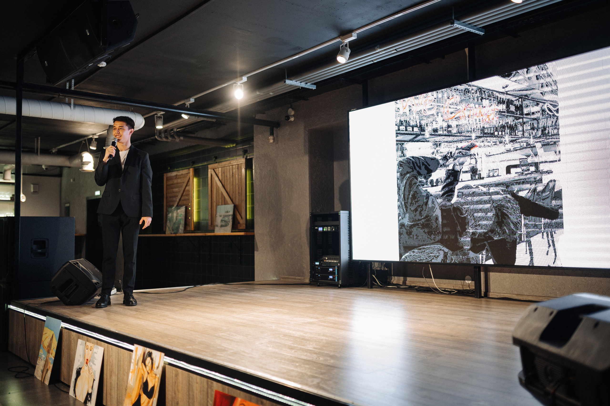 Карим МК картины маслом. Фотограф Нижний Новгород