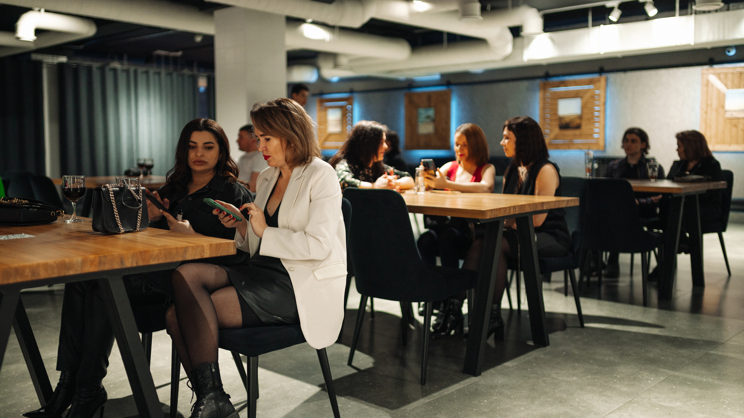 Карим МК картины маслом. Фотограф Нижний Новгород