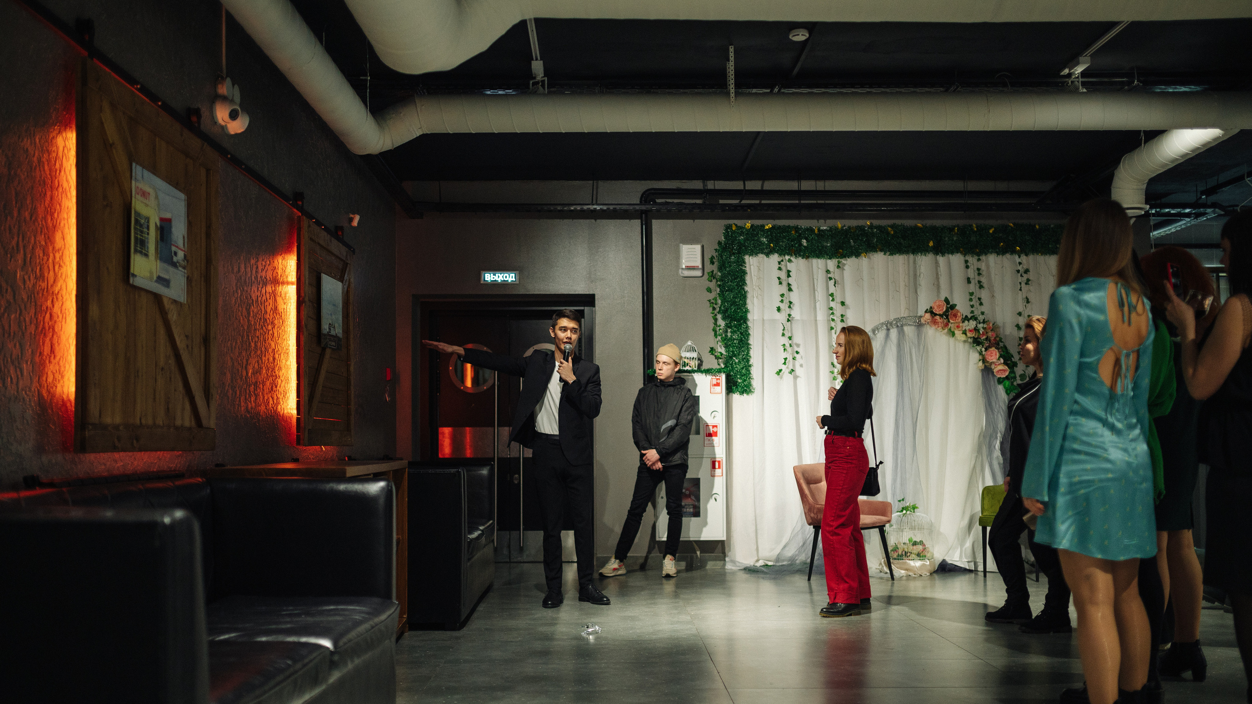 Карим МК картины маслом. Фотограф Нижний Новгород