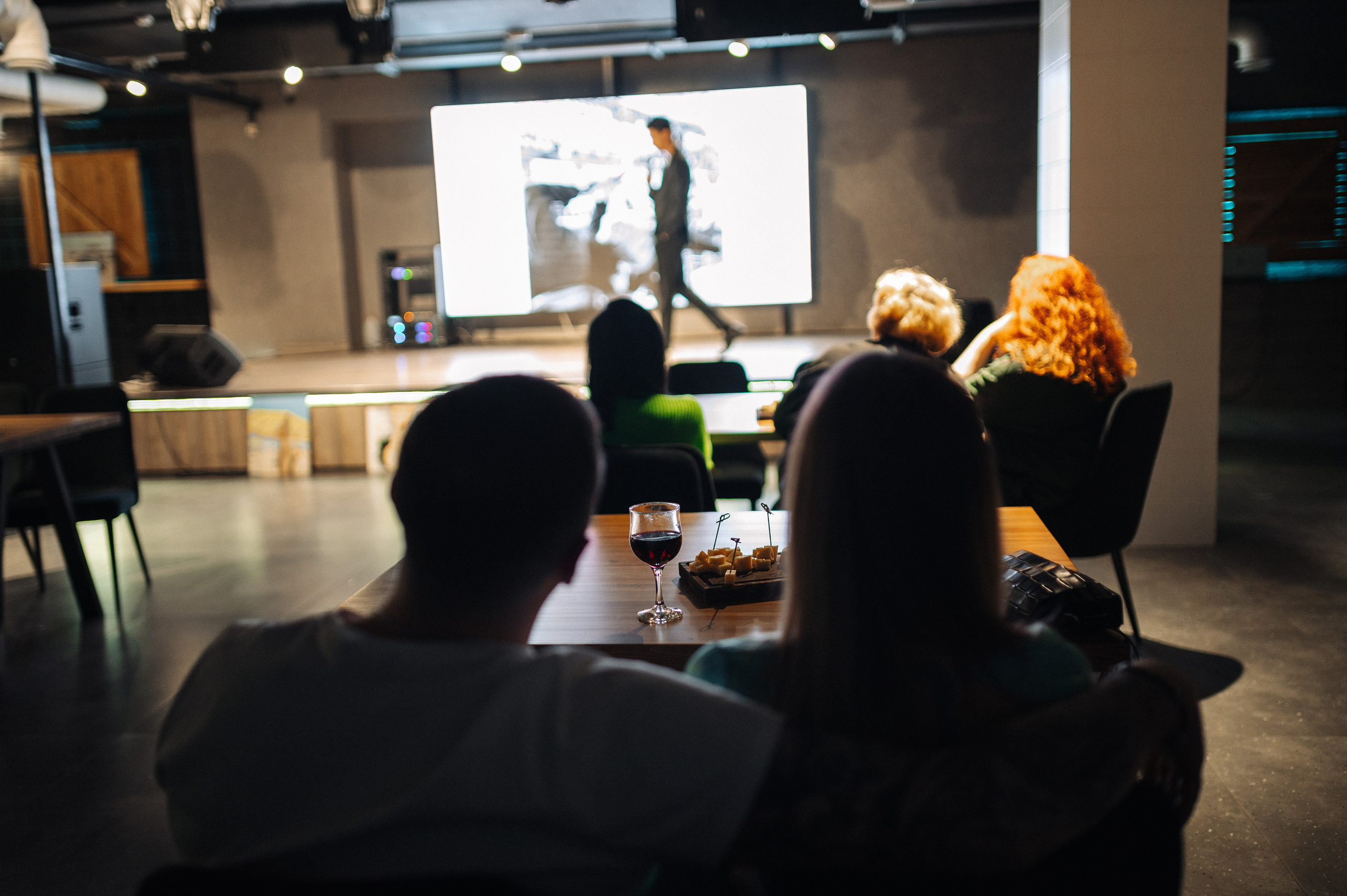 Карим МК картины маслом. Фотограф Нижний Новгород
