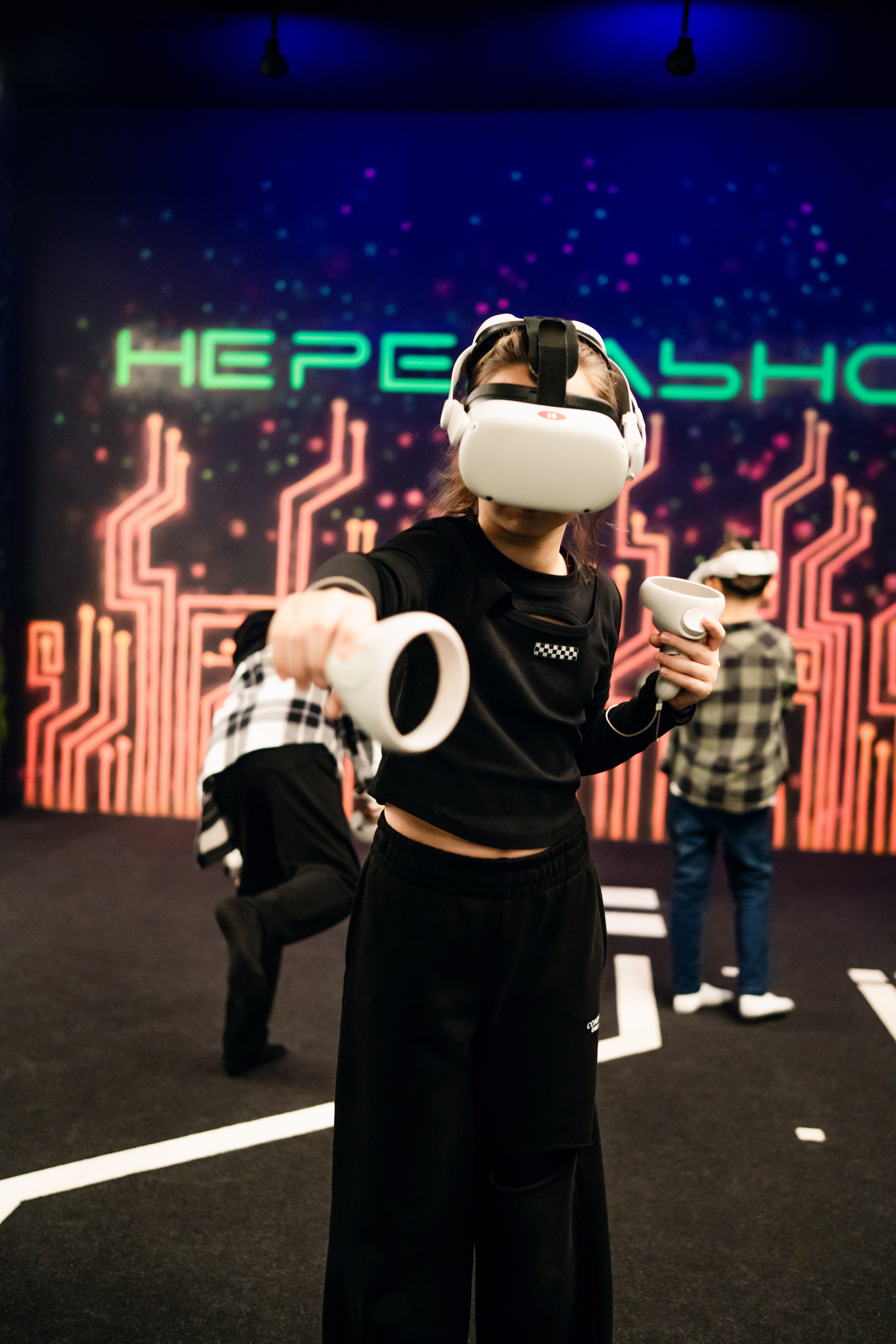 VR (November-December 2024). Felixtones