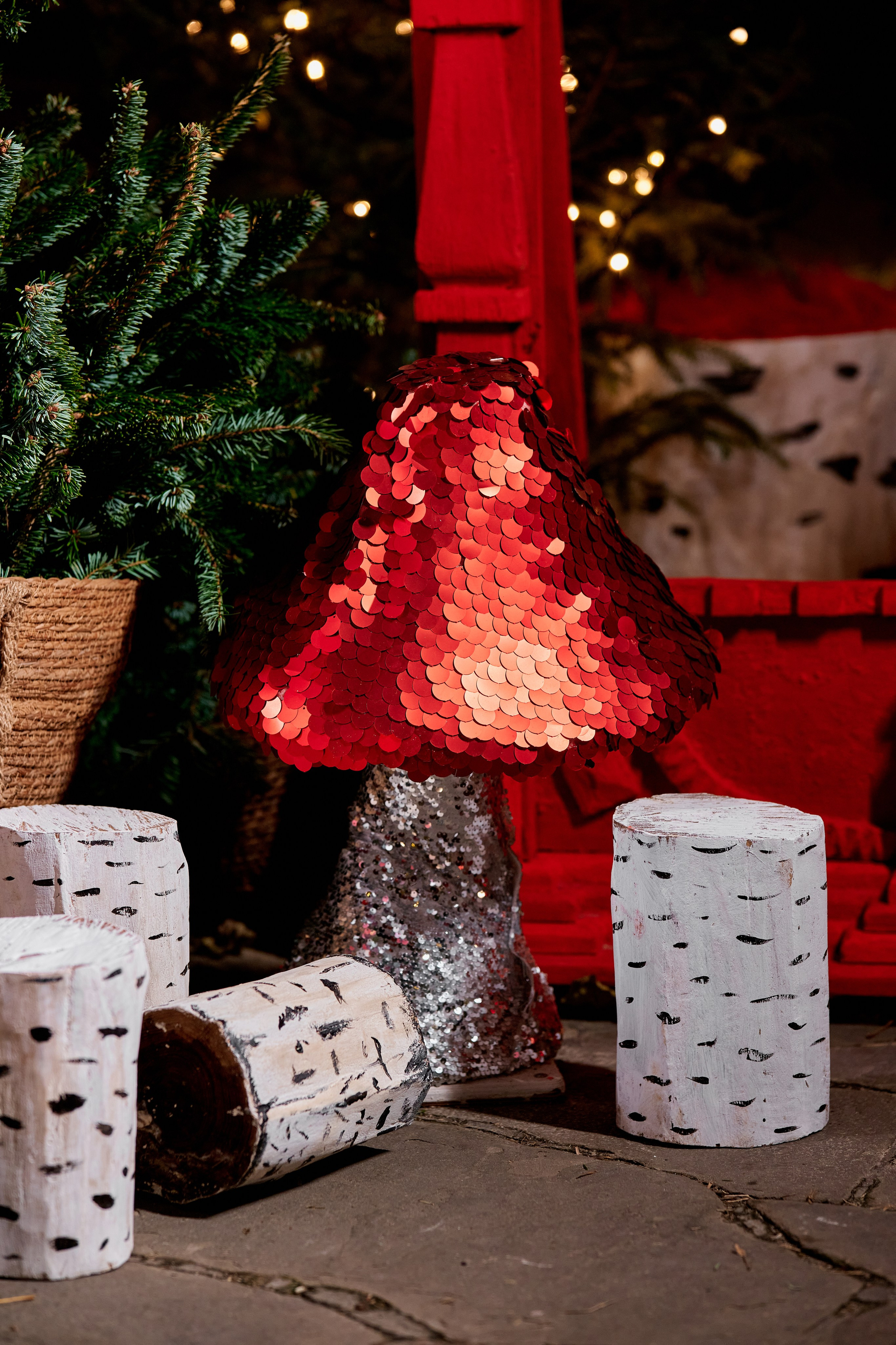 Новогодний декор ресторана Альбатрос. Фотограф Таганрог Анна Трайжон