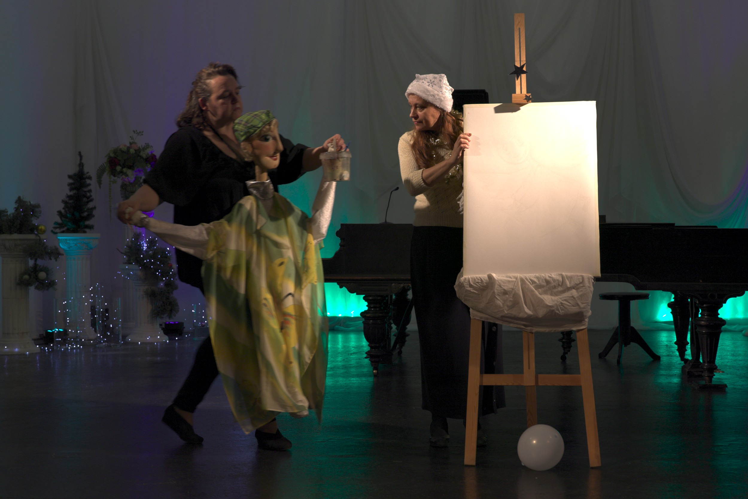 Рождество в Доме Шрёдера-2022. Школа живописи и рисования REPINSCOOl, руководитель — Оксана Гапошина