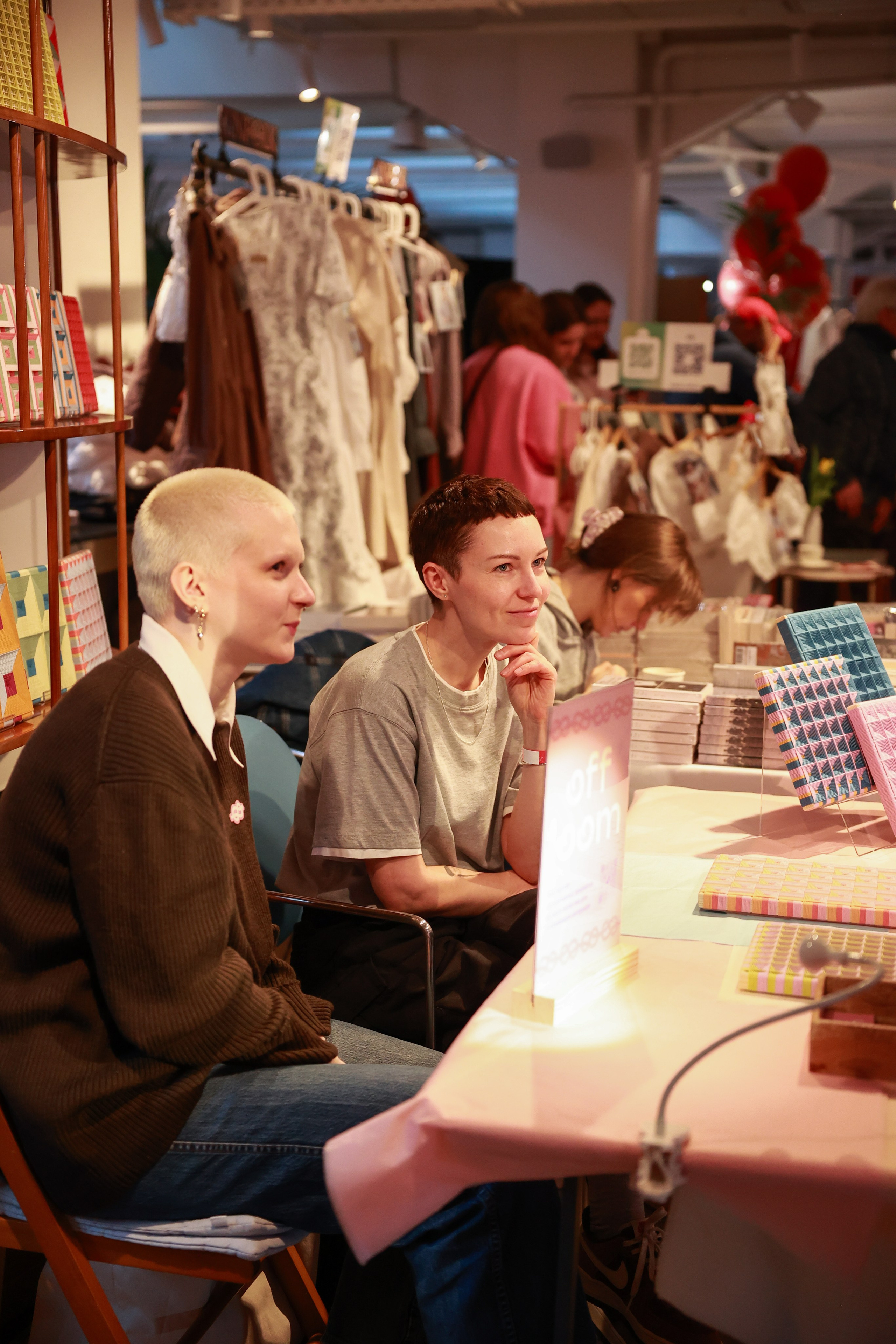 7–8 марта 2025 в пространстве «Три вокзала. Депо» / День 1 / фото Саша Жукова. Фотоотчеты «Ламбада-маркета»