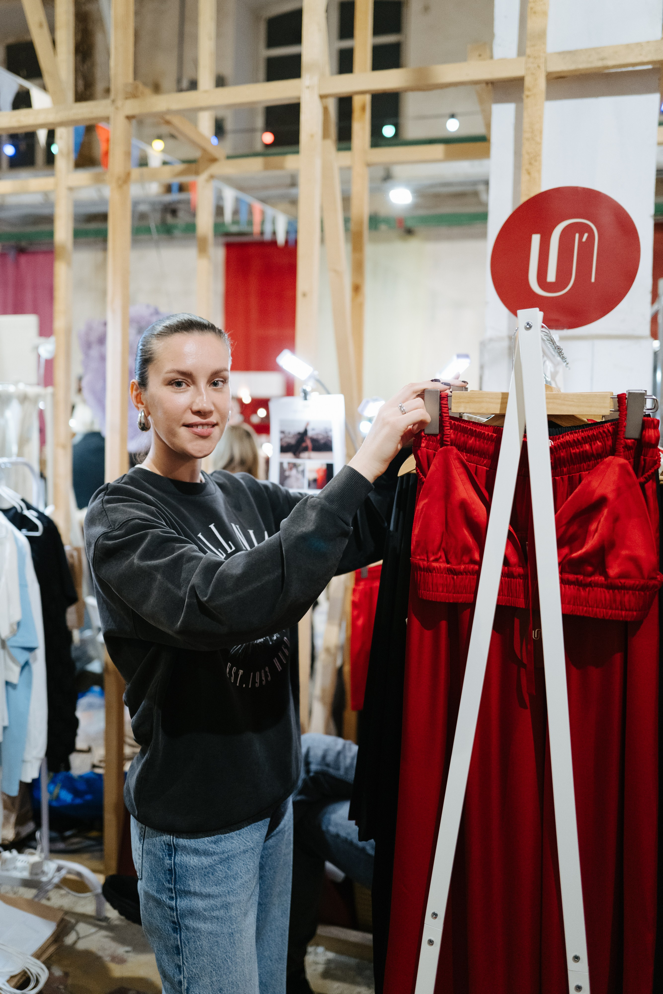 16 ноября 2024 в пространстве «Кристалл» / фото Валерий Белобеев. Фотоотчеты «Ламбада-маркета»