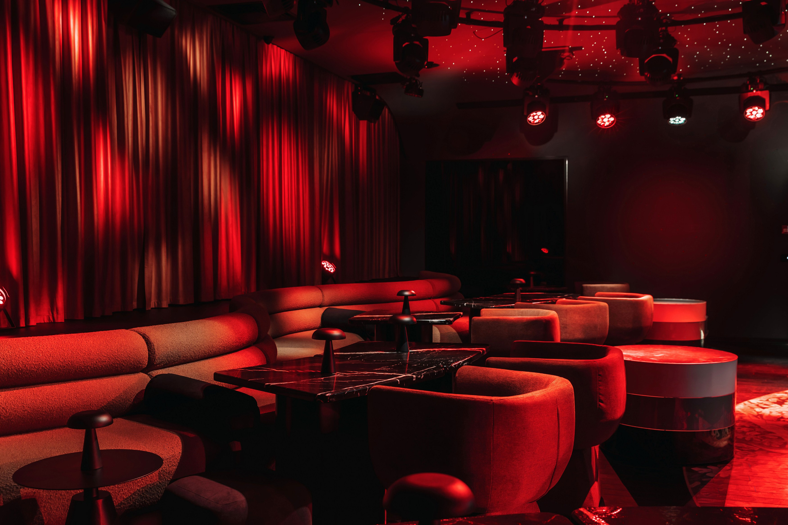 (S)AINT. Репортажный фотограф в Санкт-Петербурге Жолудев Владислав