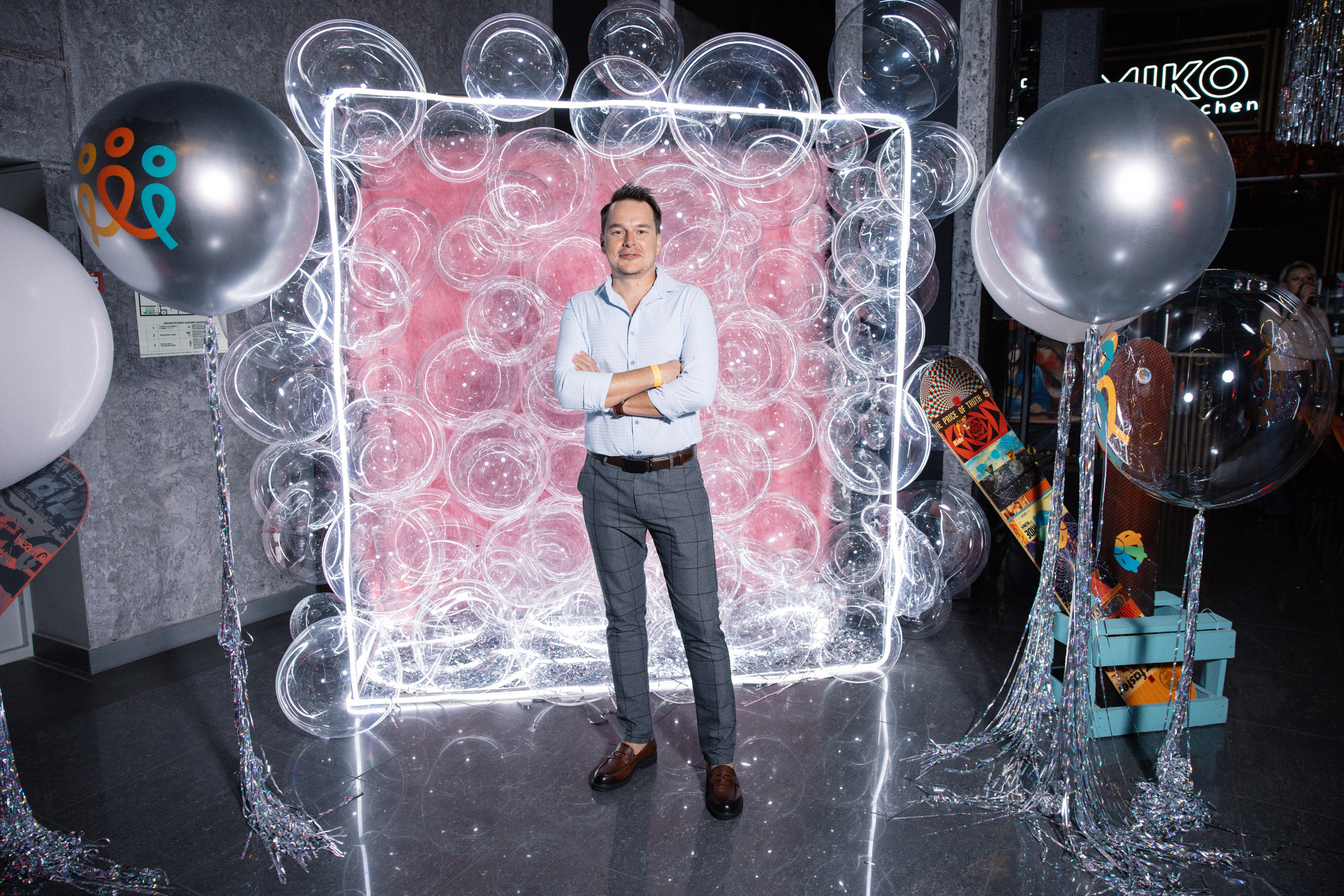 Соседи, Тусец. Фотограф Эдуарда Титанян