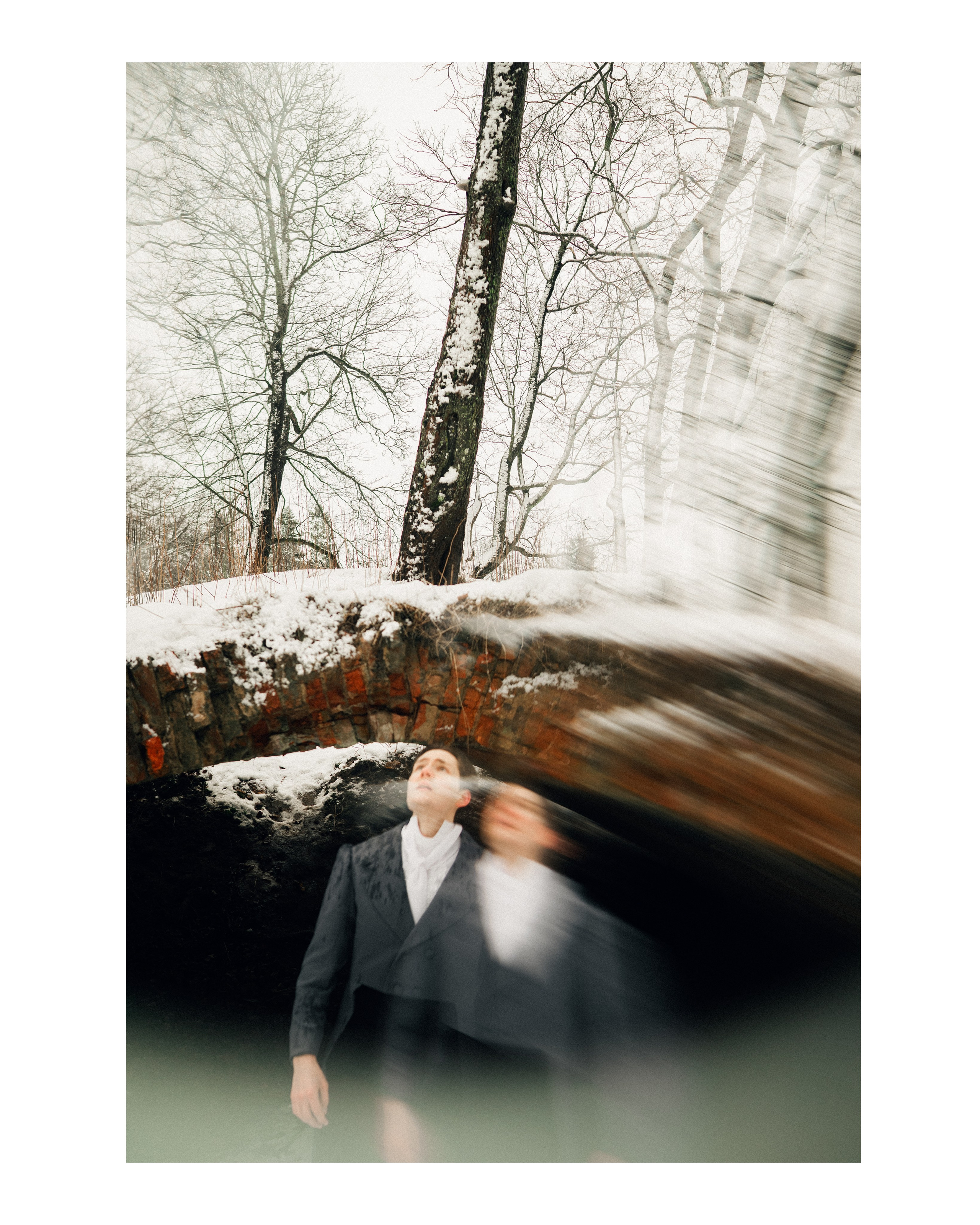 Фёдор Ивицкий (Всеволожск). Непарадное в парадных