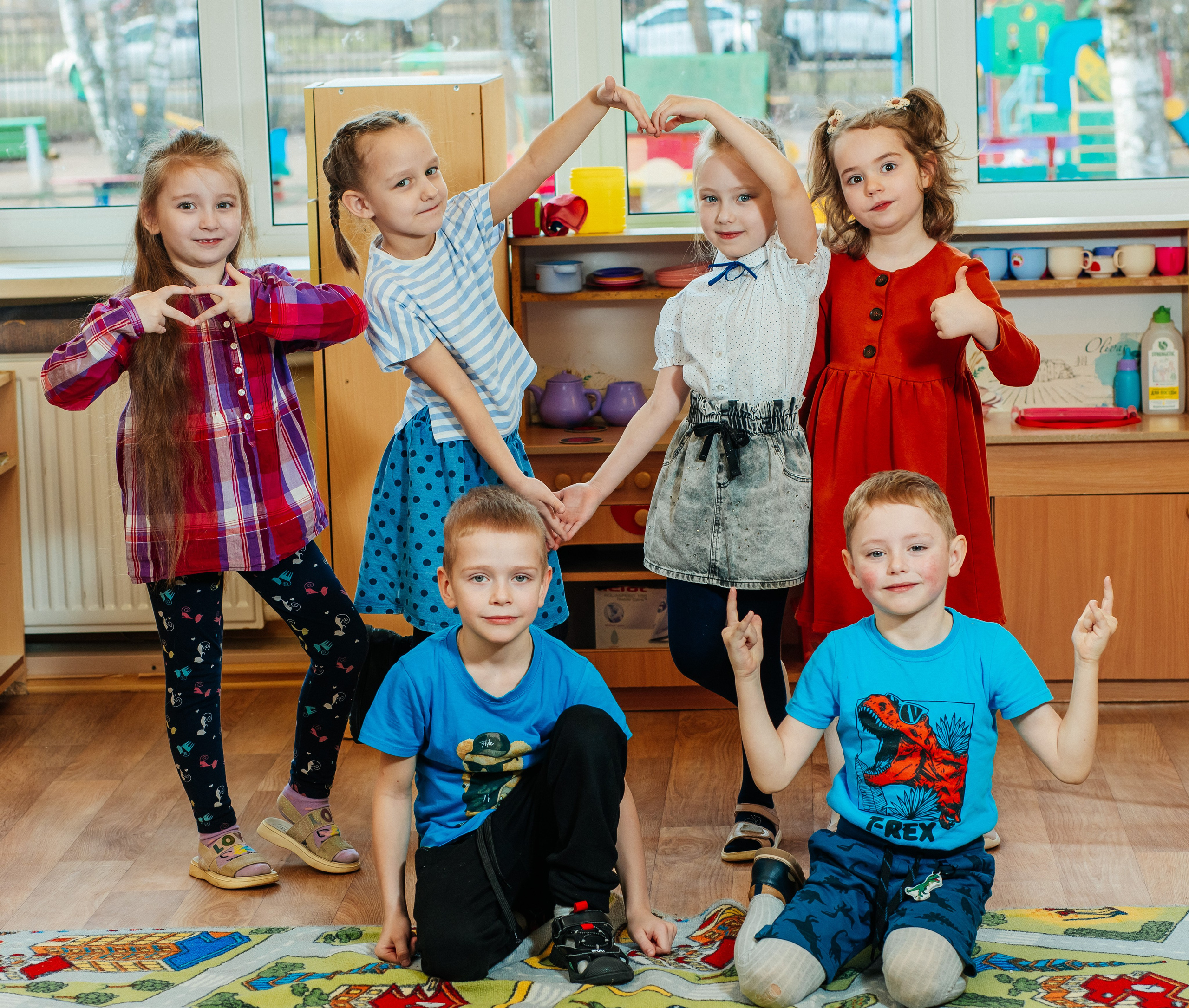 ФОТОГРАФИИ В ГРУППЕ