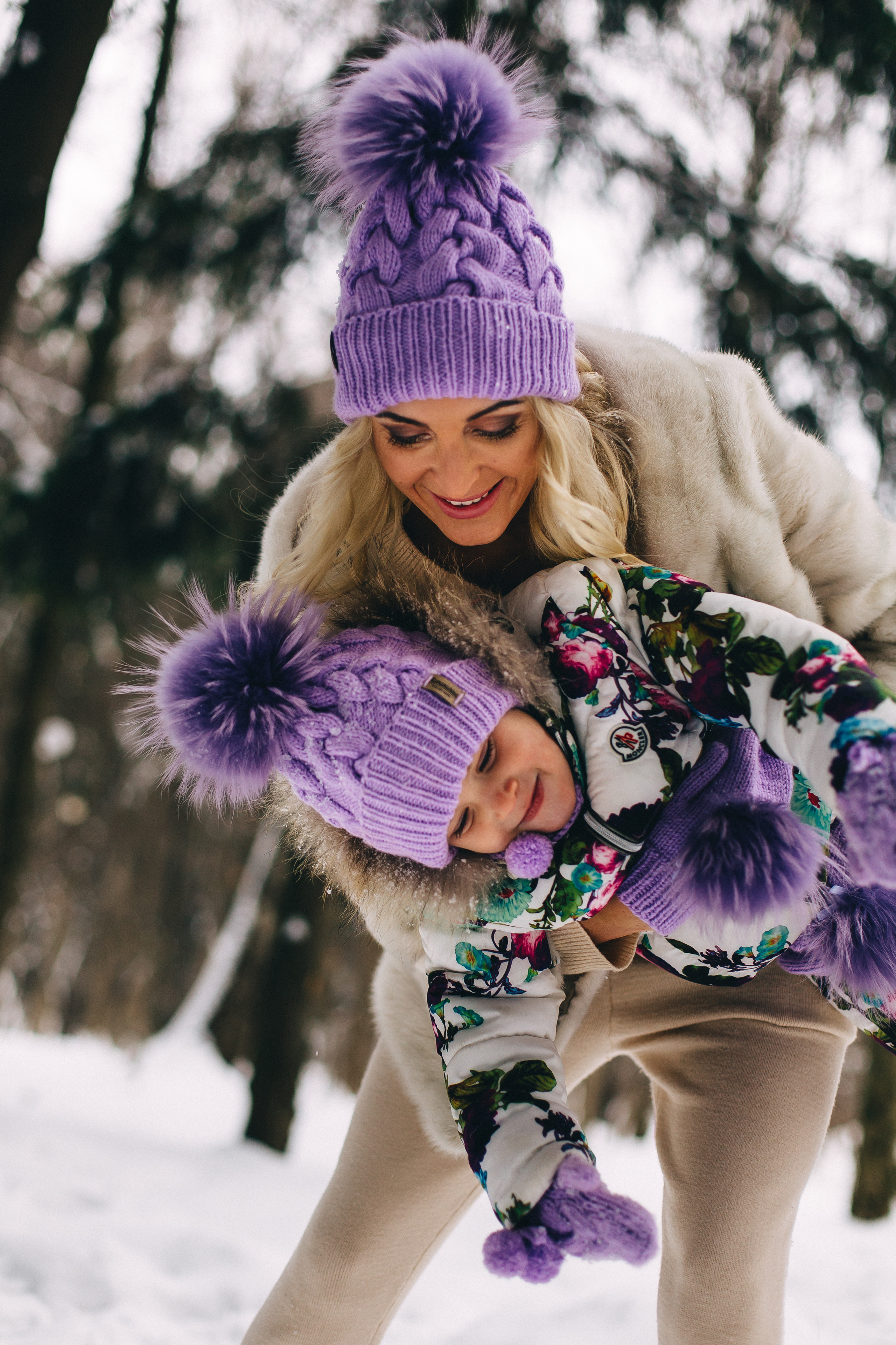Маленькая радость в заснеженном лесу. Душевный фотограф Ваших самых ярких событий Марина Погребняк