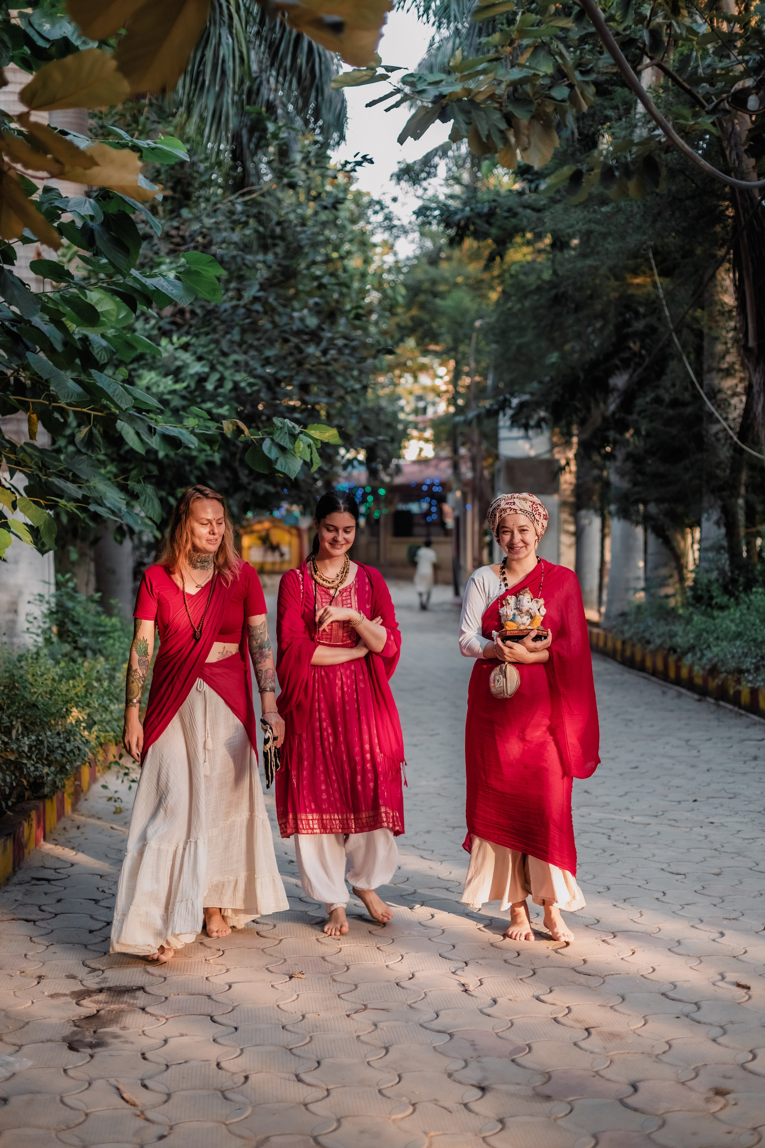 Devraha baba ji ashram life 2025. Mariam Bagdasaryan