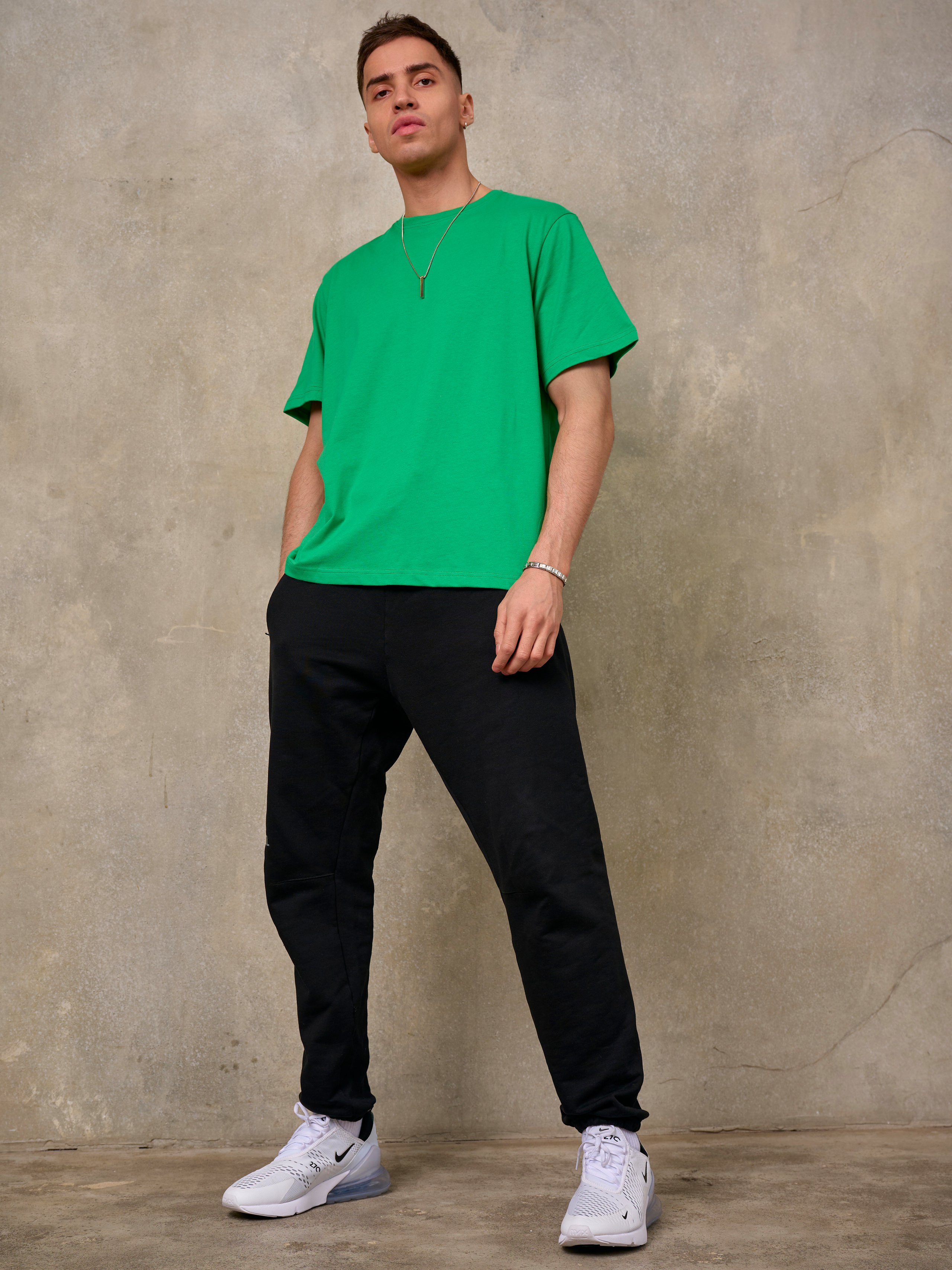 Съемка для маркетплейсов Ozon, Wildberries, Lamoda, Yandex. Спортивный фитнес фотограф Алексей Нестеров