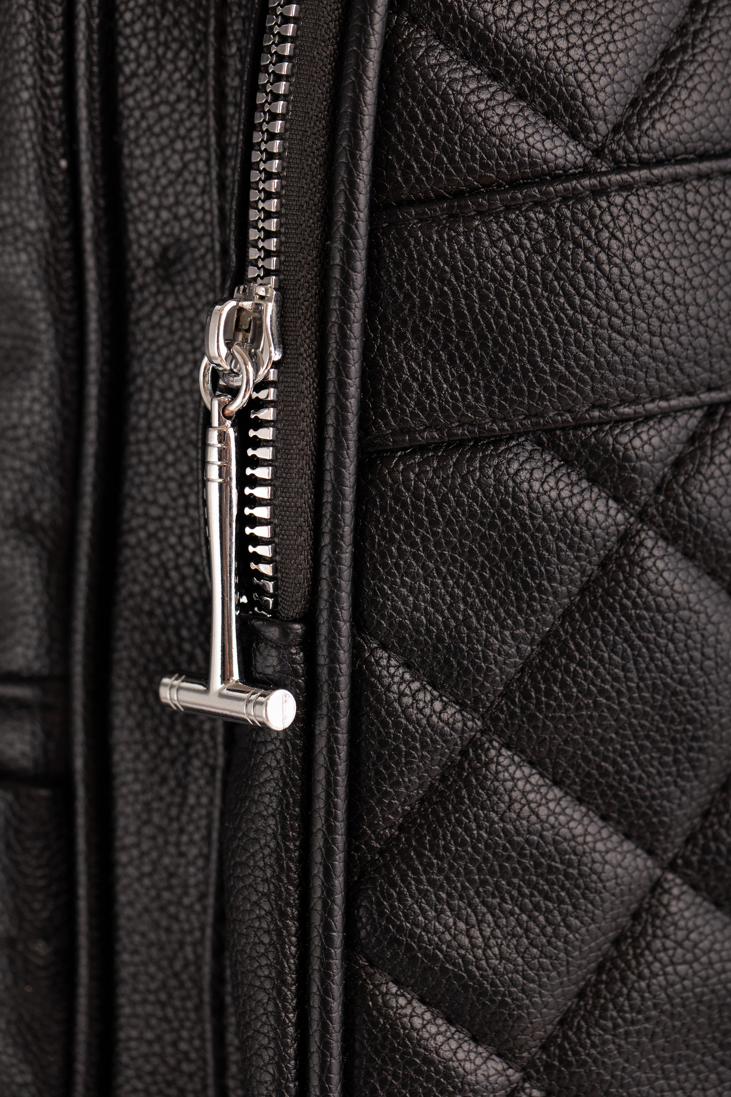 Предметка. Фотограф Михаил Белозеров