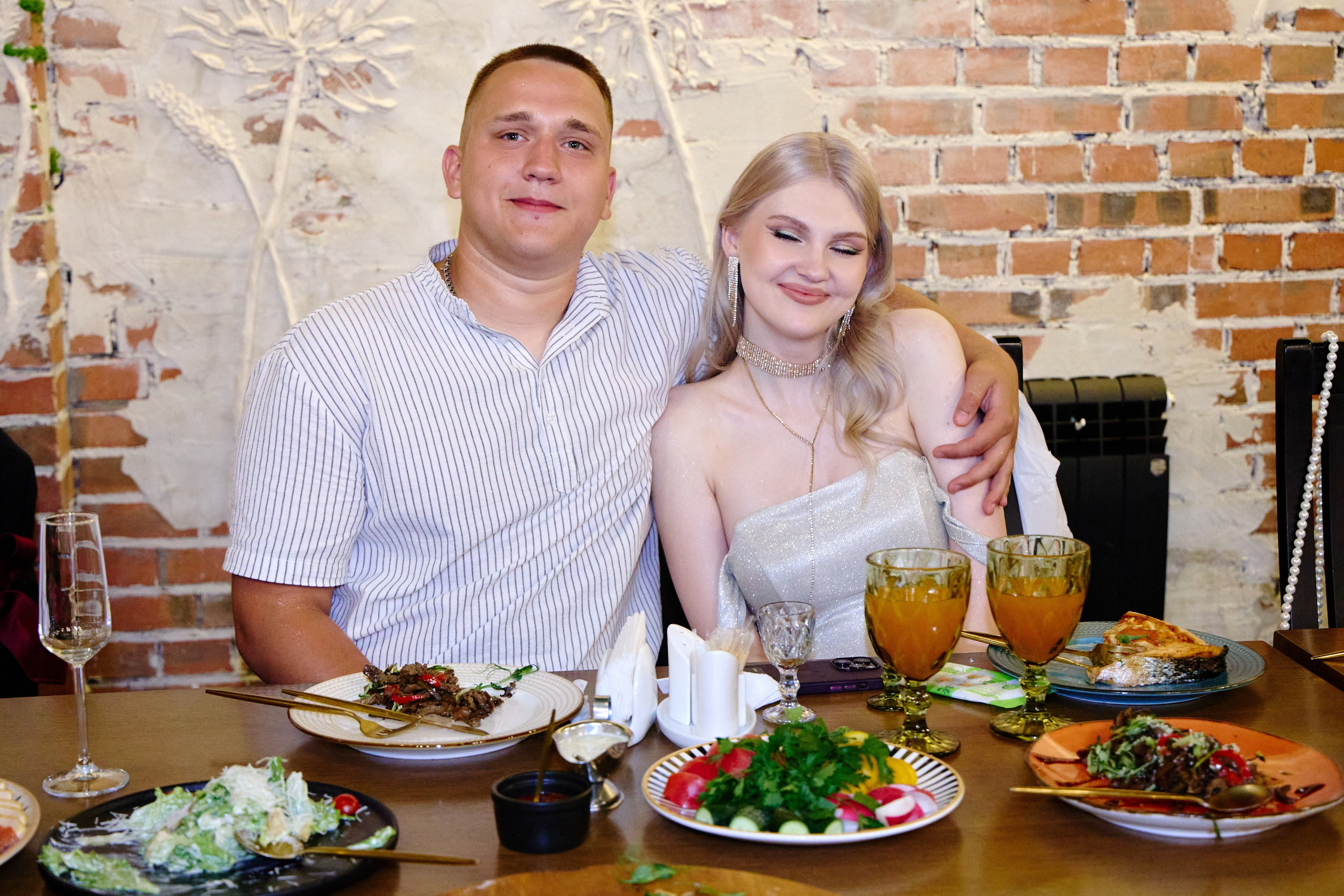 Выпускной 35 Сош. Фотограф Выпускные альбомы Таганрог Сергей Коробченко