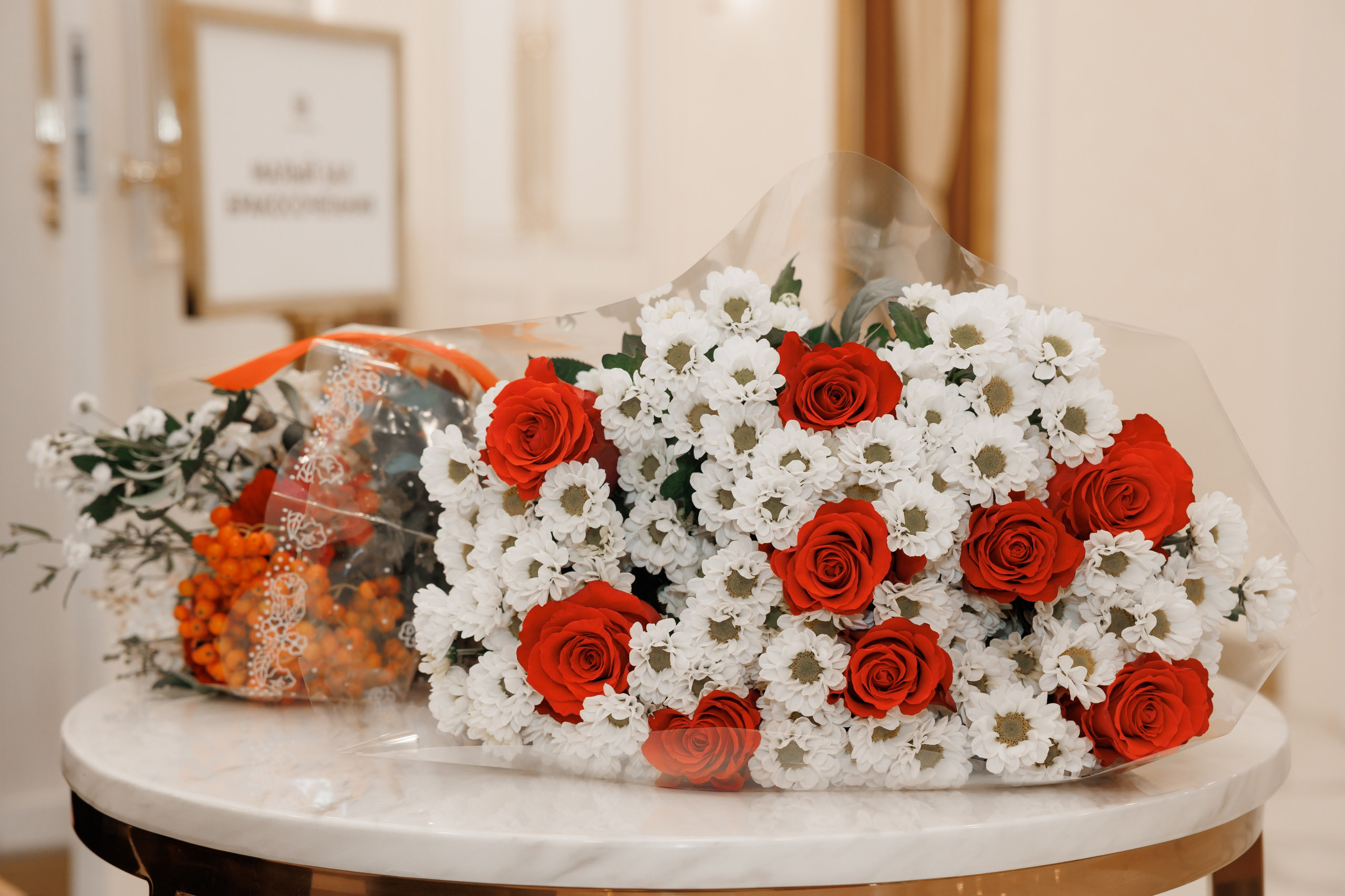 Регистрация в отеле Fish Point, ЗАГС Бутово, прогулка в Остафьево. Свадебный и репортажный фотограф (Москва, Королев и другие)