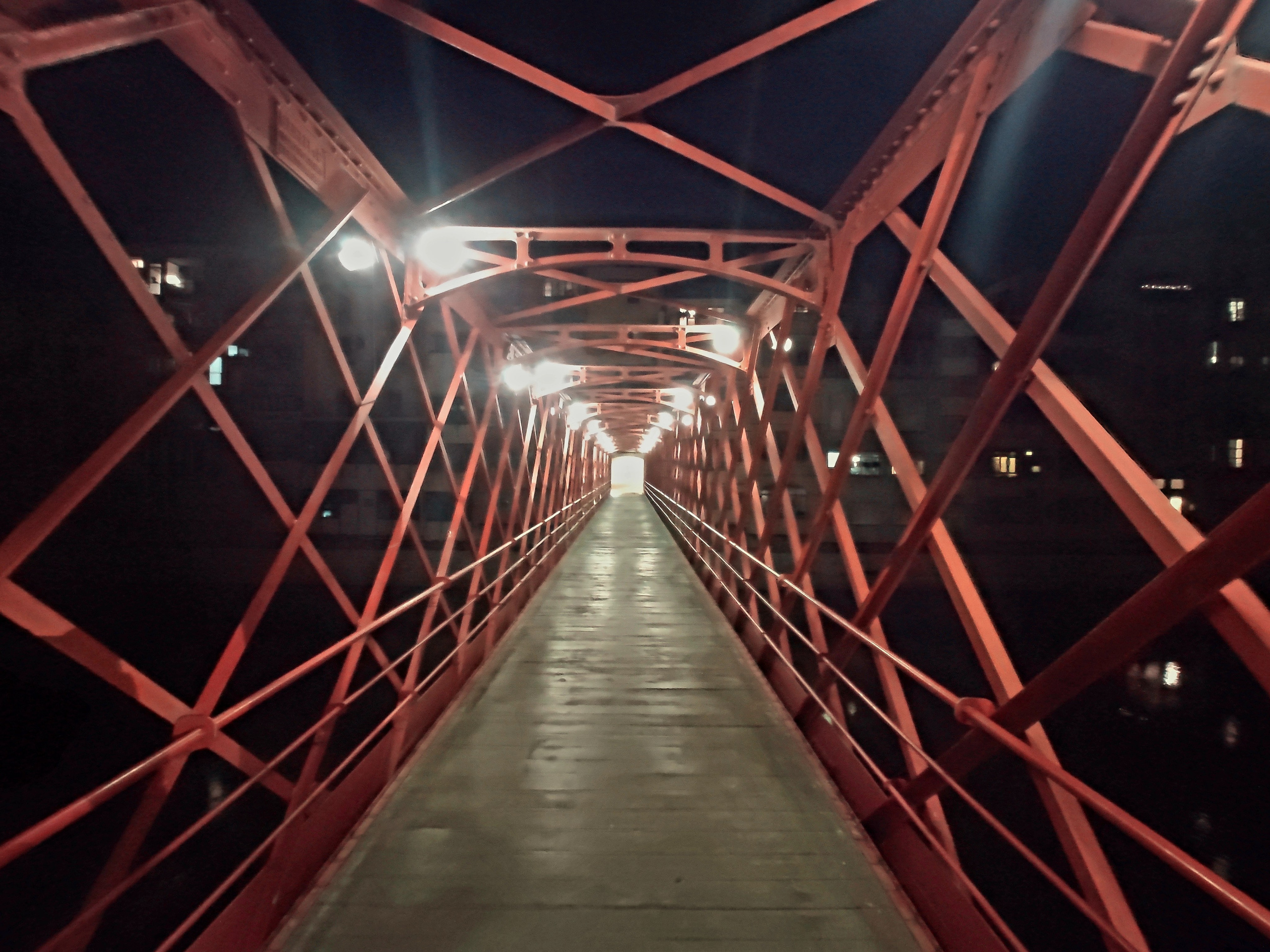 В туман здесь наверно совсем волшебно