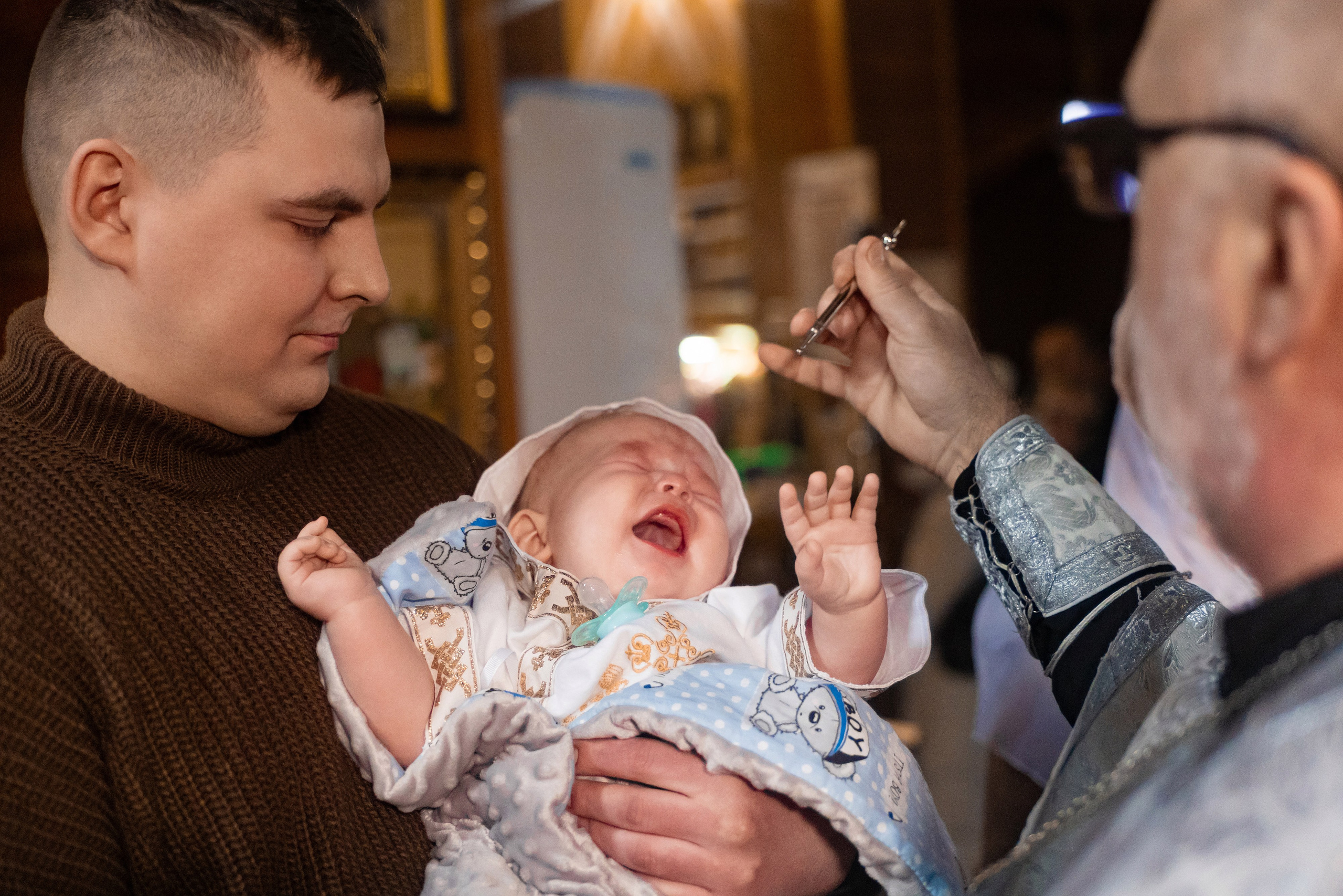 Крещение в храме возле Рио. Фотограф Белгород