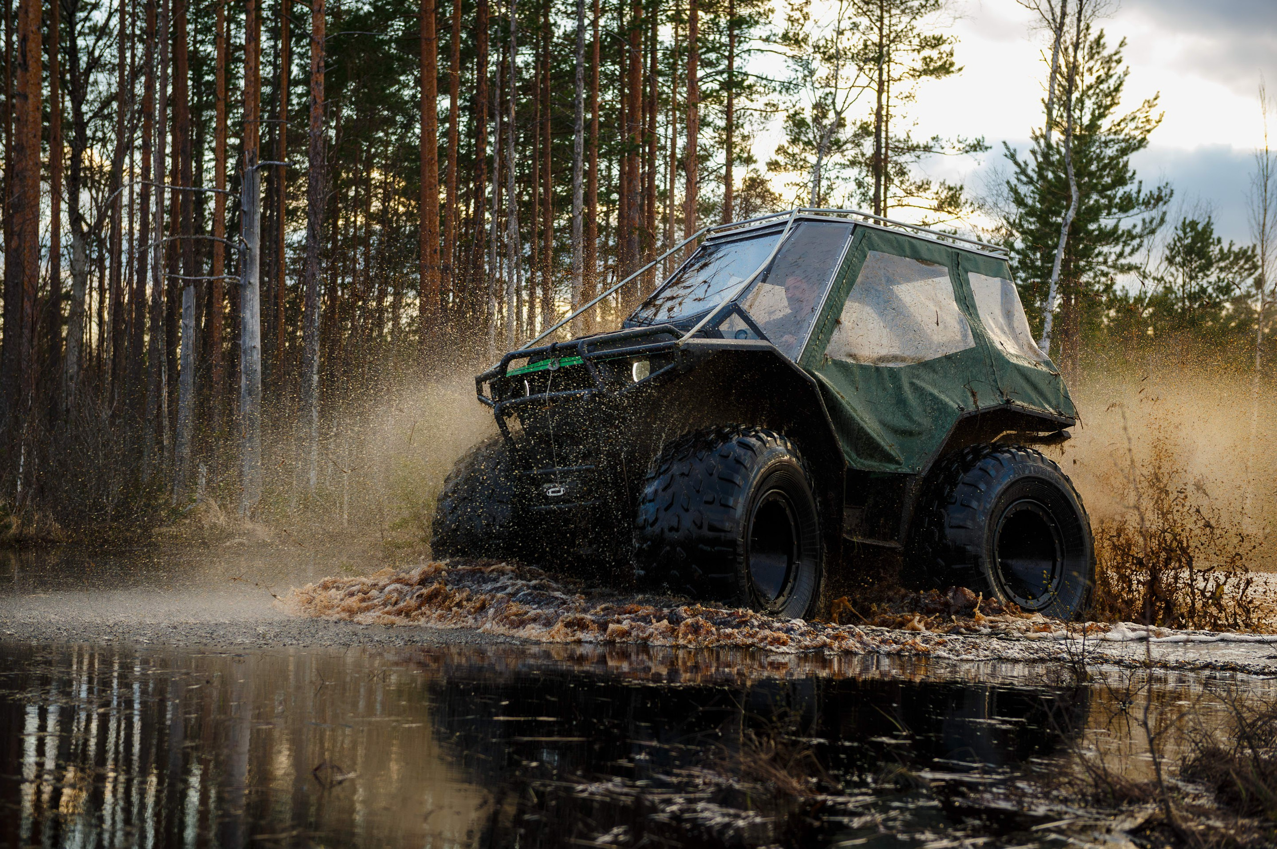 Ленинград-трофи 2024 — Вездеход Секач промо. Фотограф Алексей Алексеев