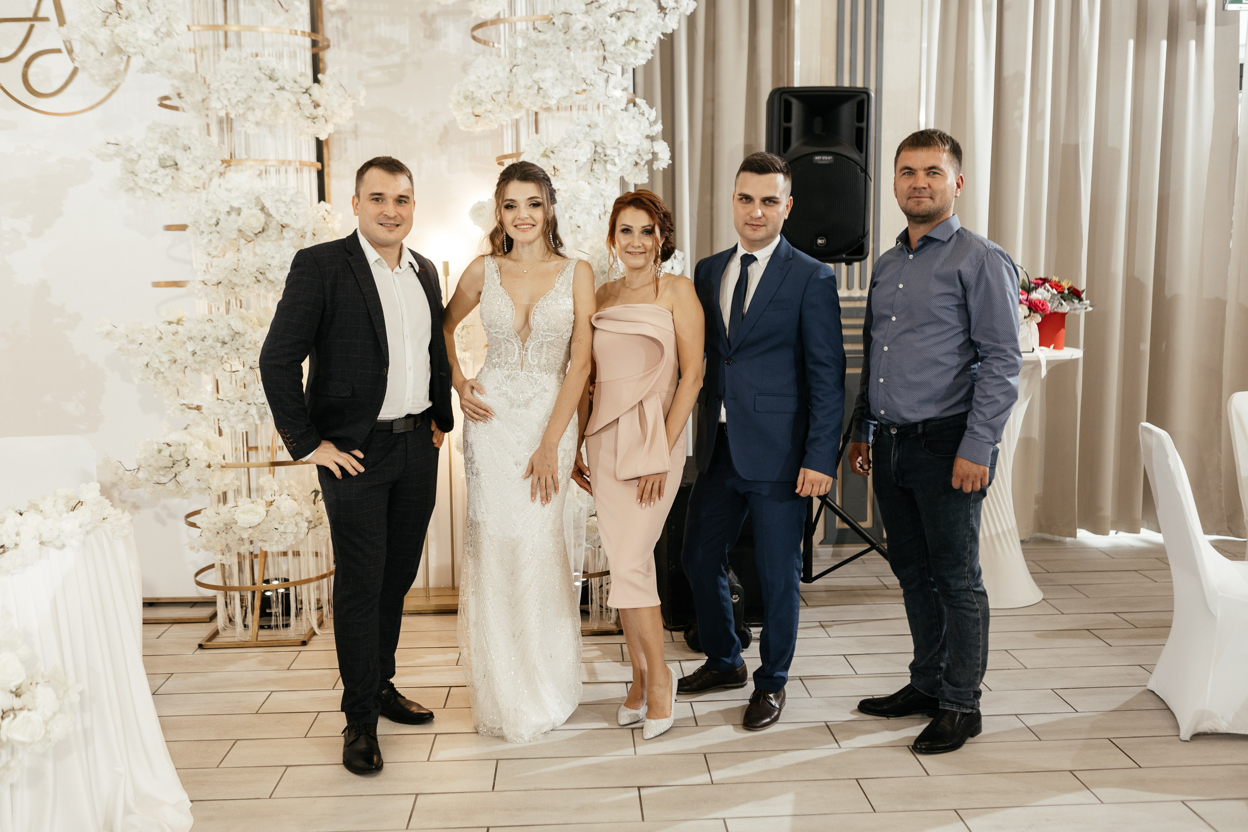 Свадебный фотограф Уфа — Руслан ГабдлисламовЖивые эмоции, красивые кадры, воспоминания на всю жизнь.Работаю по всей Республике Башкортоста. Свадебный фотограф Уфа Руслан Габдлисламов