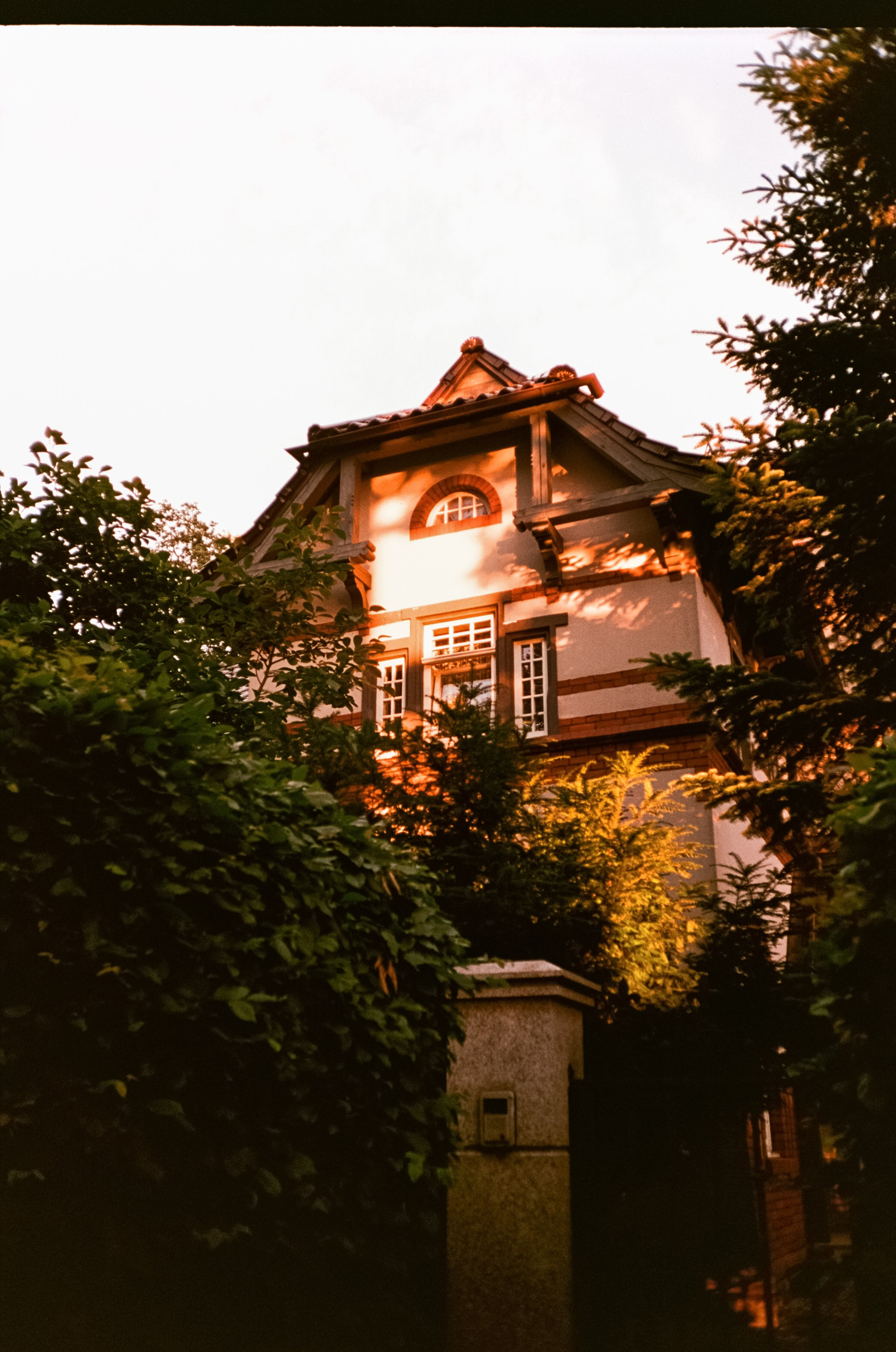 Закат в Калининграде на Aeronega 100 (Kodak Aerocolor IV) / Ricoh MF-1