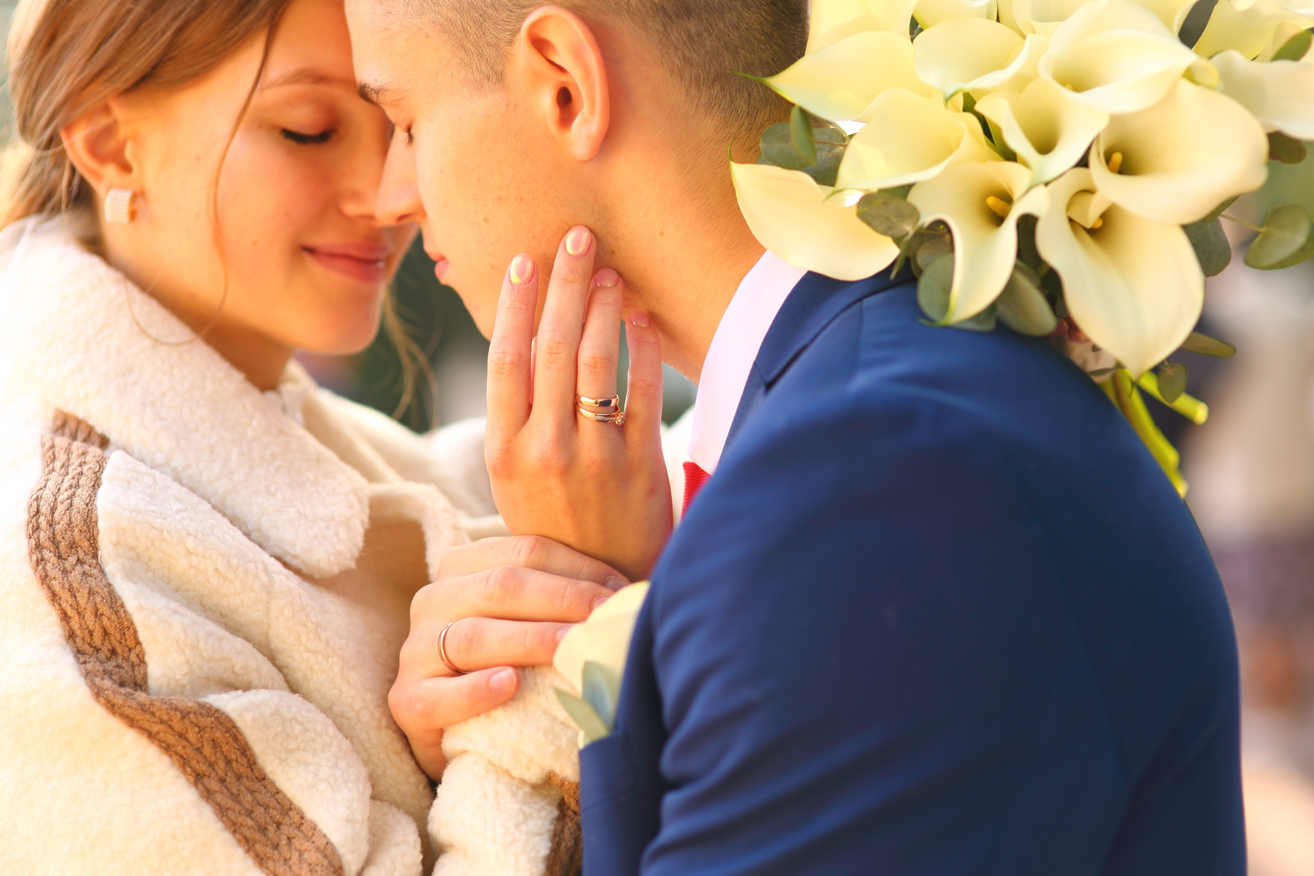 Съемка пары в осеннем городе и в студии. Свадебный и репортажный фотограф в Ярославле и Санкт-Петербурге Роман Микрюков