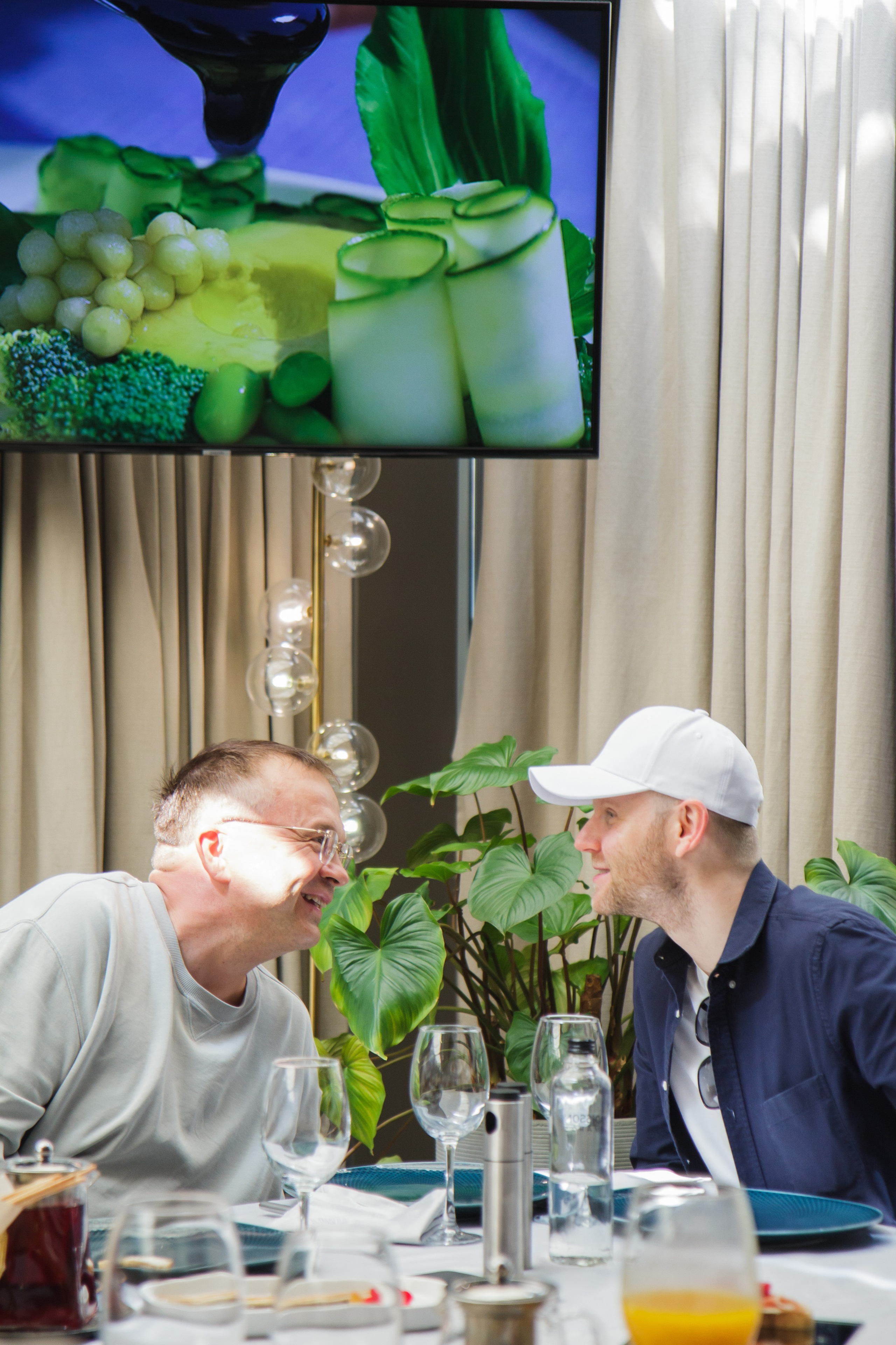 Бизнес-завтрак Германа Гаврилова. Фотограф Москва — личные фотосессии, лавстори в студии