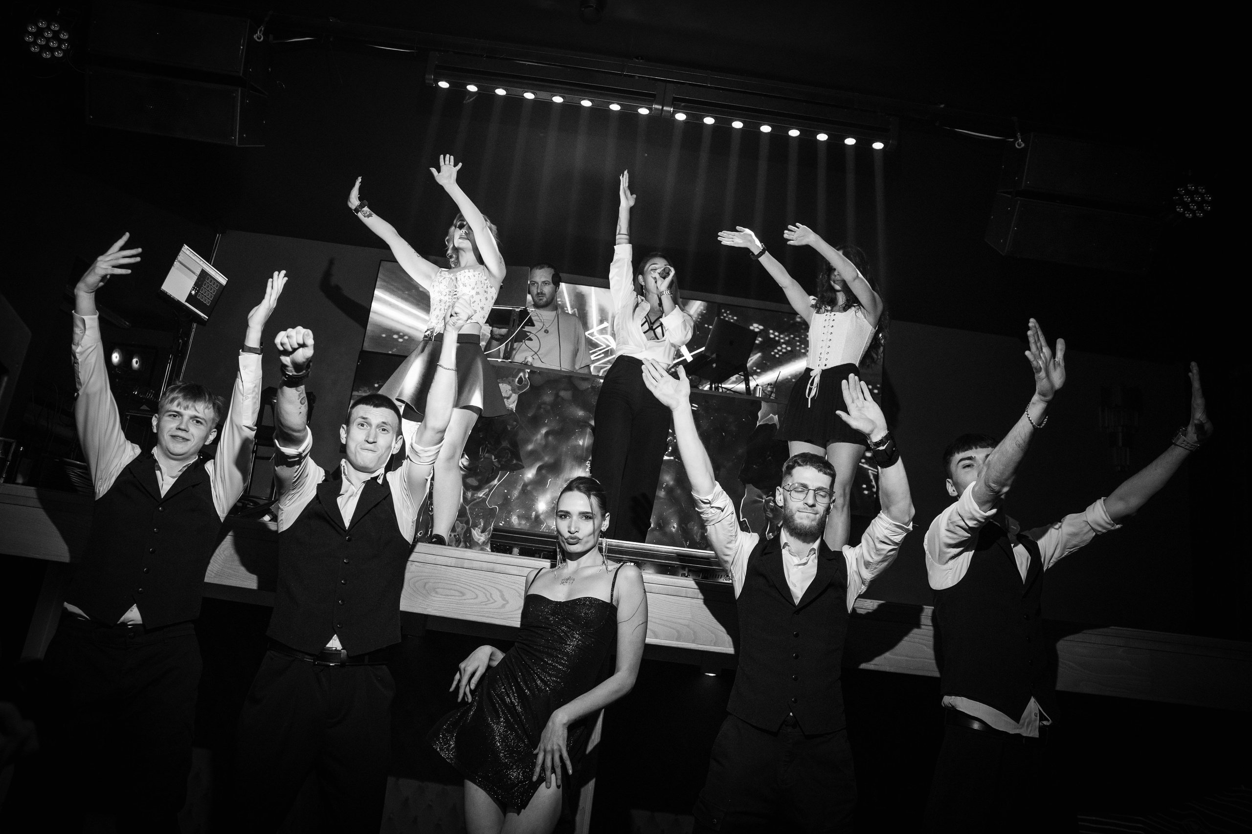 Бар XXXX 10 лет. Фотограф Ставрополь Петр Голубенко