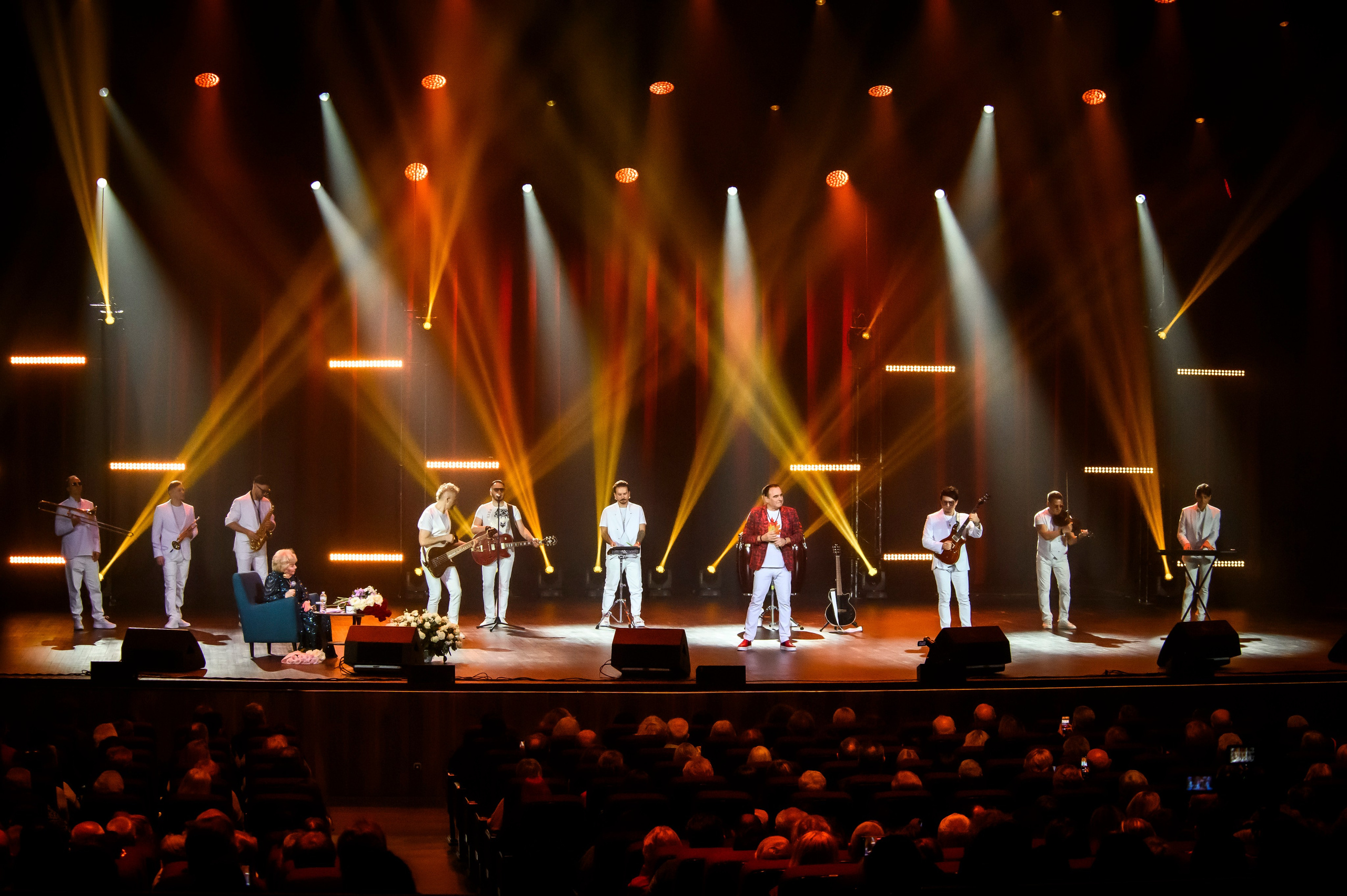 Лариса Рубальская — КЗ «Москва», Остров мечты. Бренд-фотограф для экспертов и блогеров в Москве Влада Горбовская