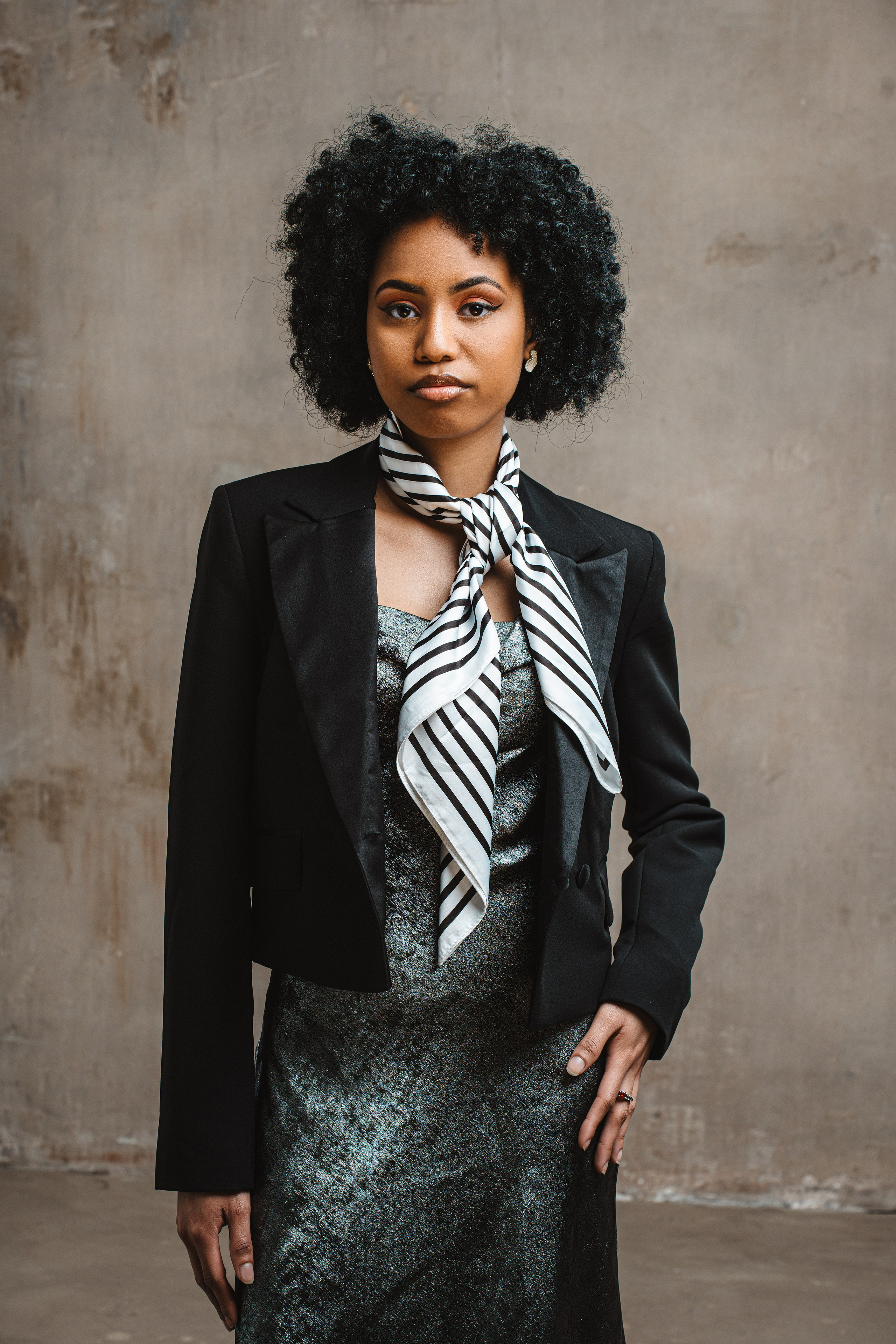 Studio Photoshoot. Я занимаюсь событийной, свадебной, товарной, студийной… фотографией