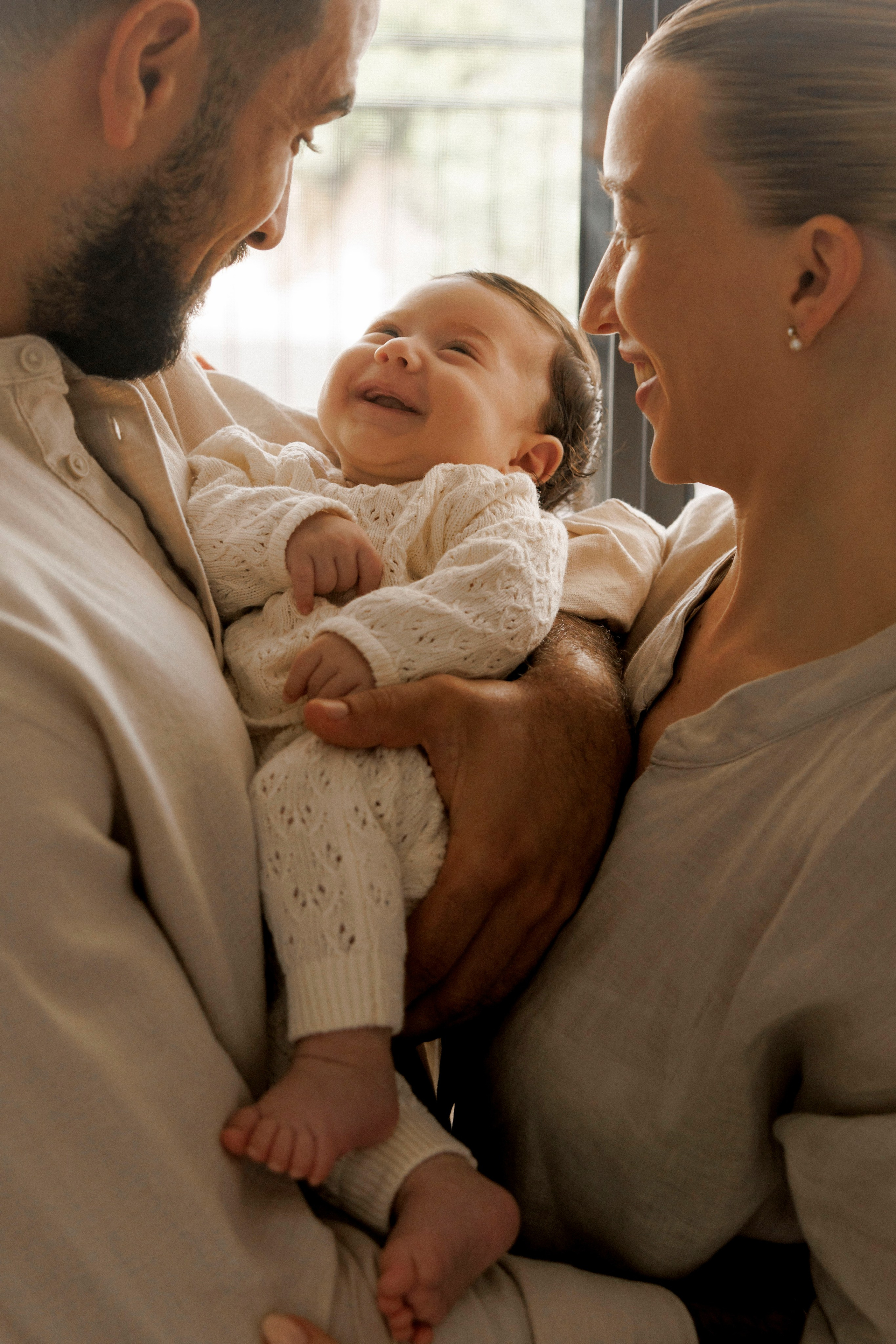 New born family photoshoot at home. Wedding and family photographer