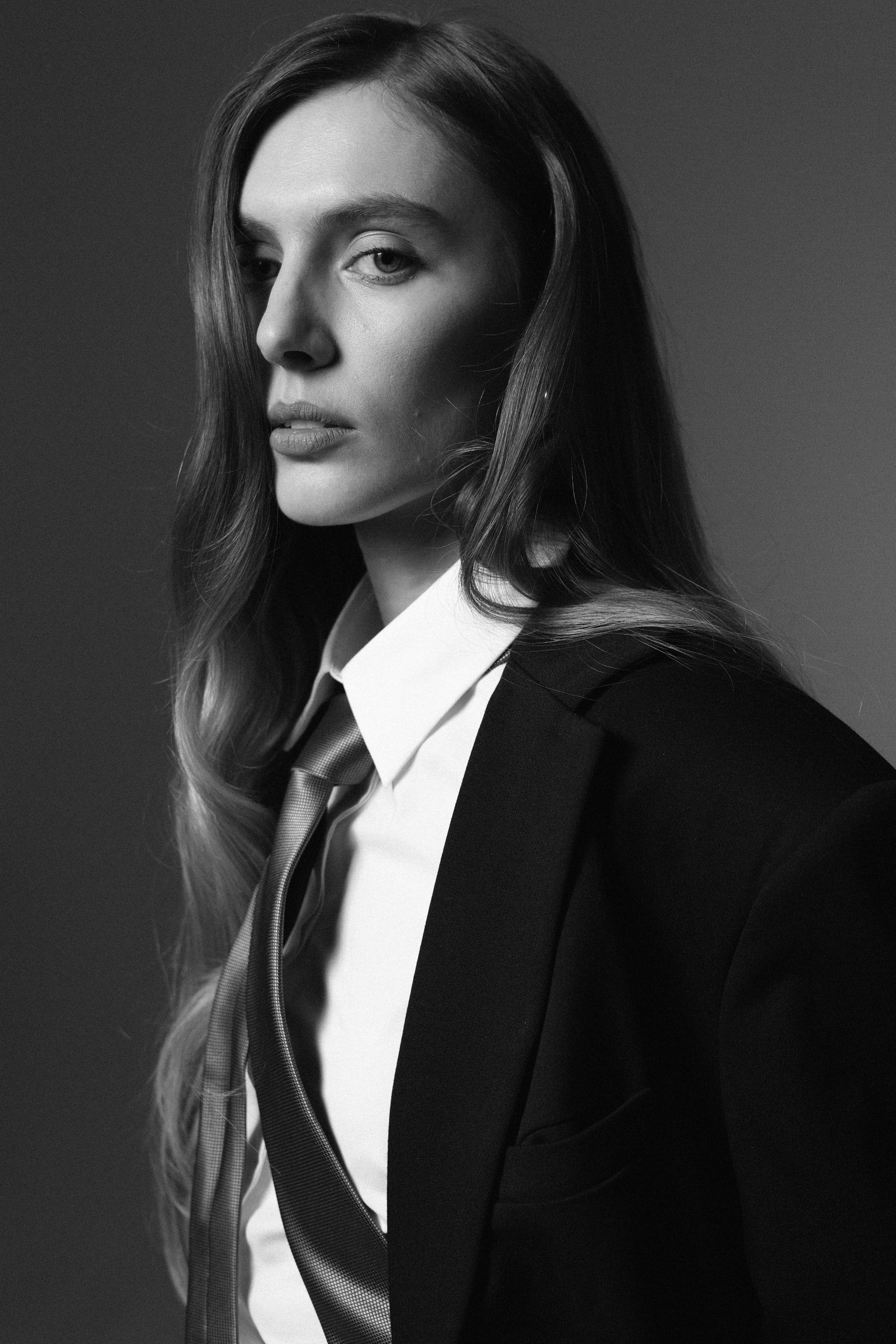 Таня / стилизованные модельные тесты. Кизя Мисриева — фотограф: плёнка, цифра. Москва и не только