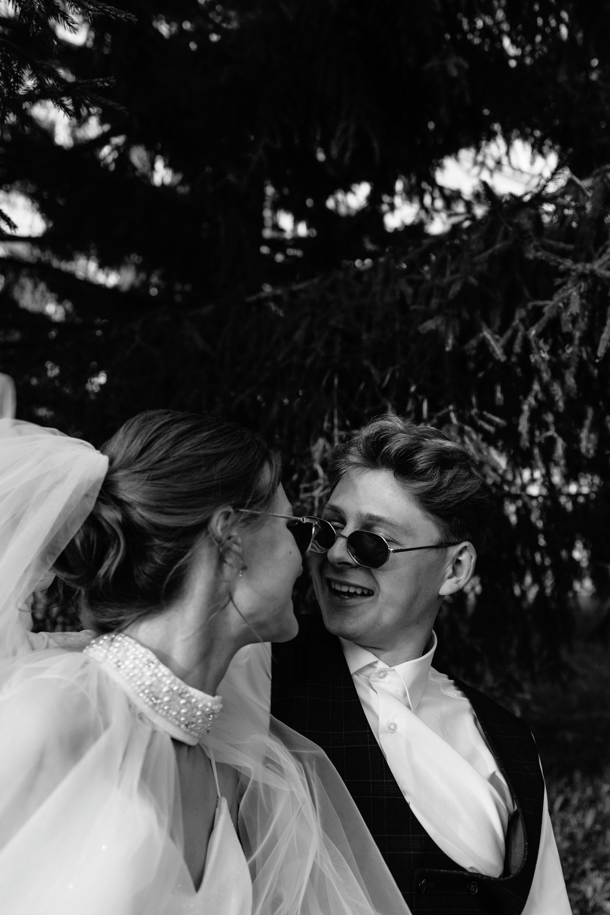 Владислав и Юлия Вечерняя прогулка по городу. Свадебный Фотограф в Иркутске Екатерина Елисеева