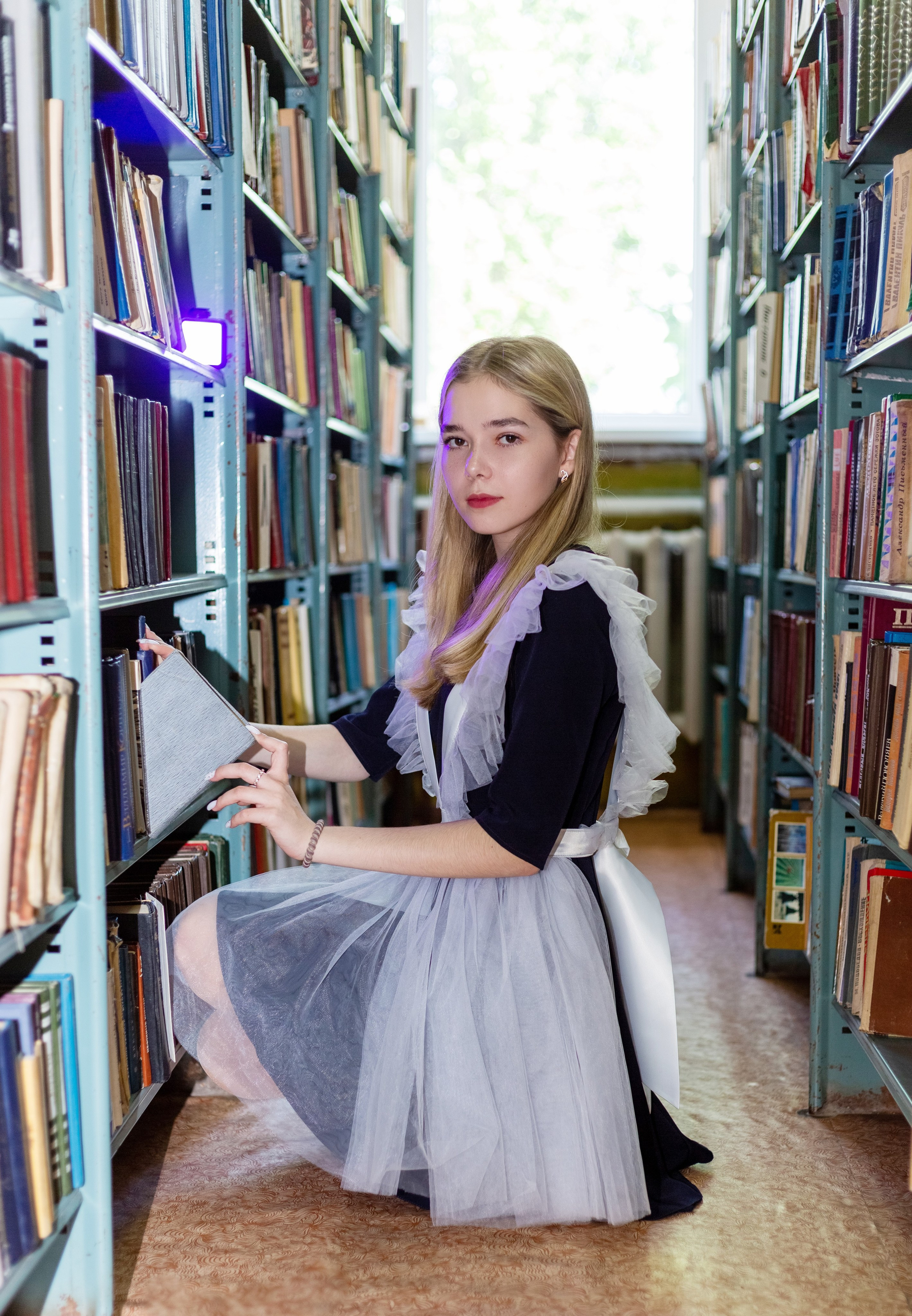 Съемка в библиотеке. Выпускные альбомы Воронеж от Веры Соколовой