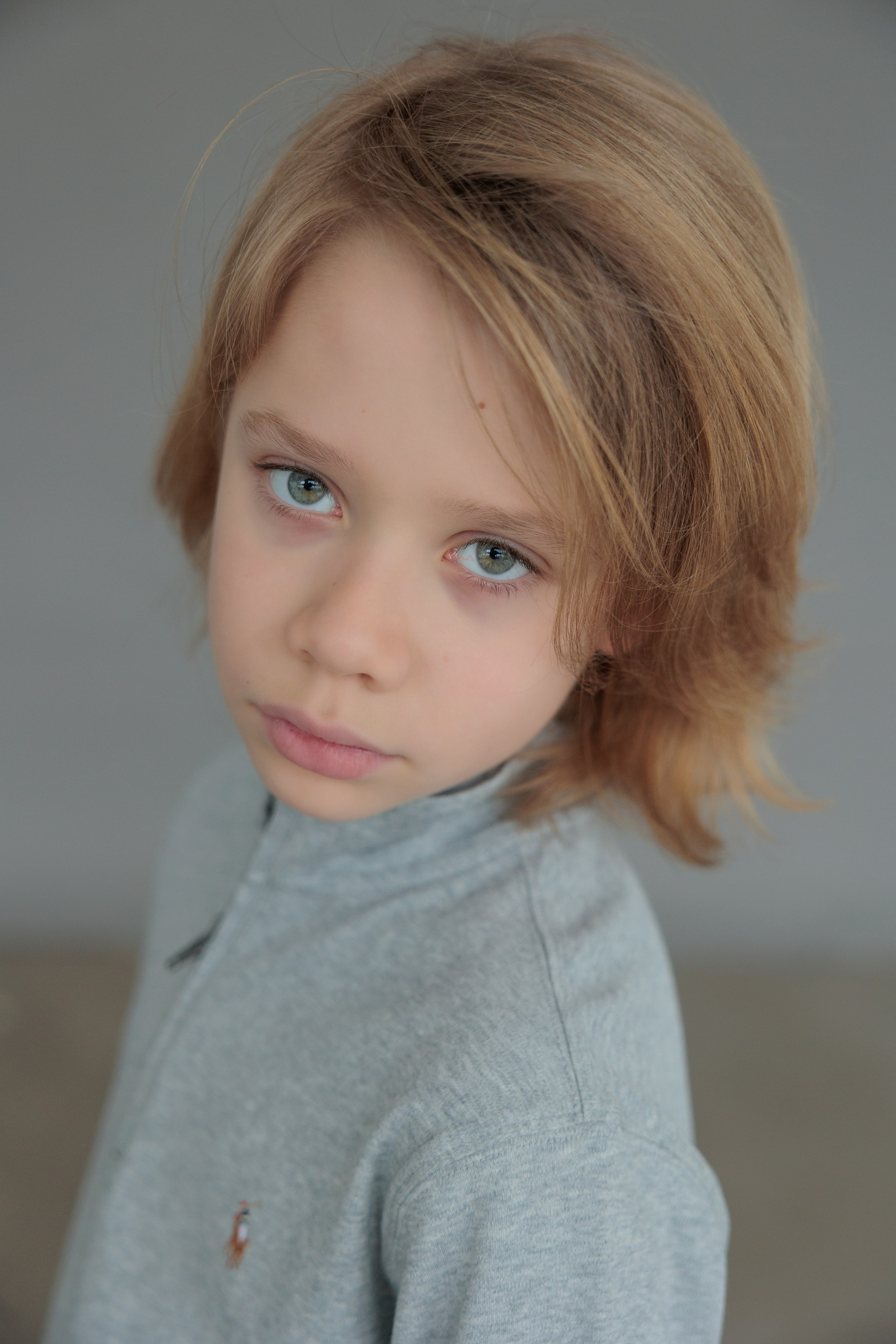 ГЛЕБ. Я фотограф из Москвы к Вашим услугам