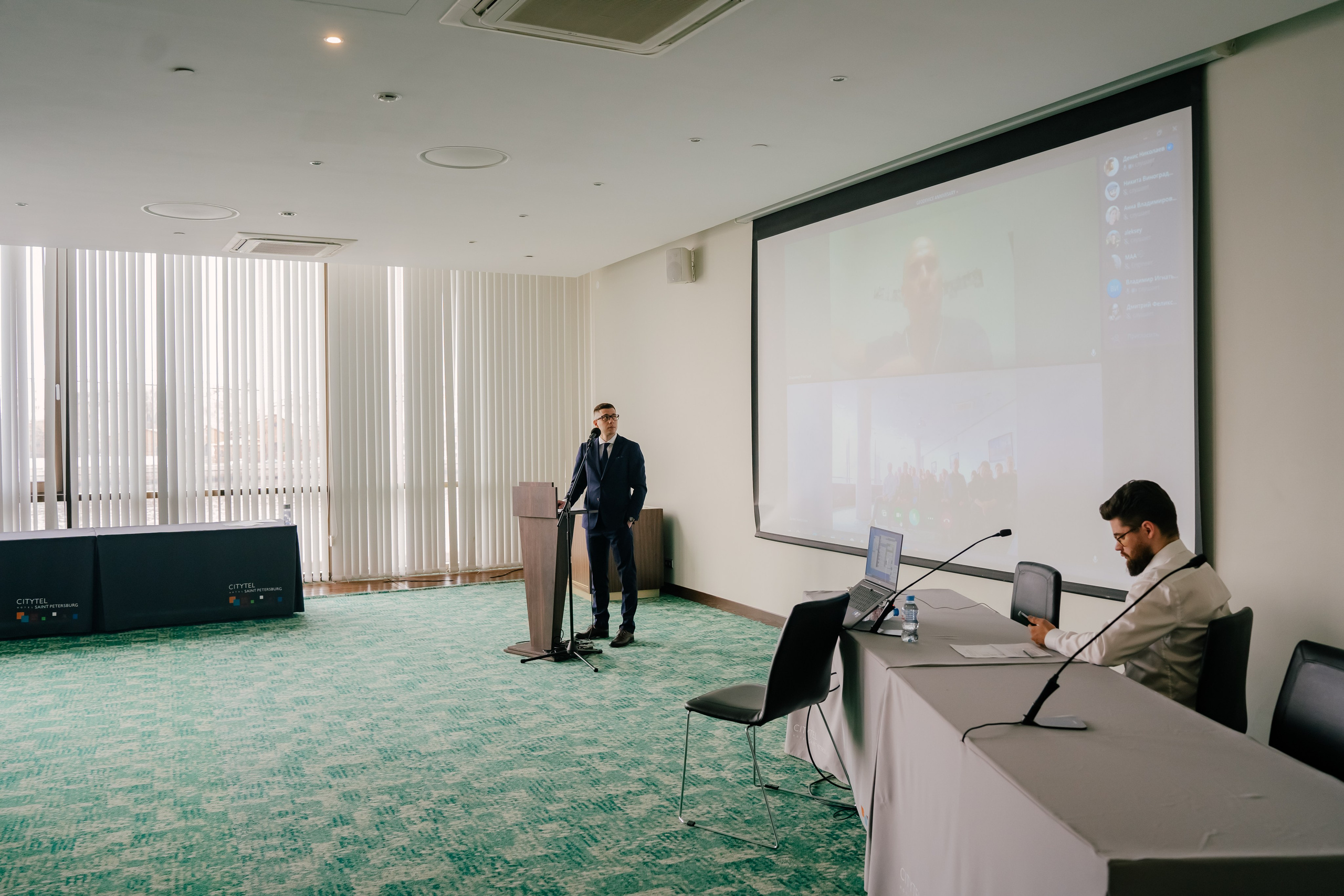 01.04.24 Конференция «10 лет компании». Репортажный фотограф в Санкт-Петербурге. Фотограф на мероприятие в СПБ
