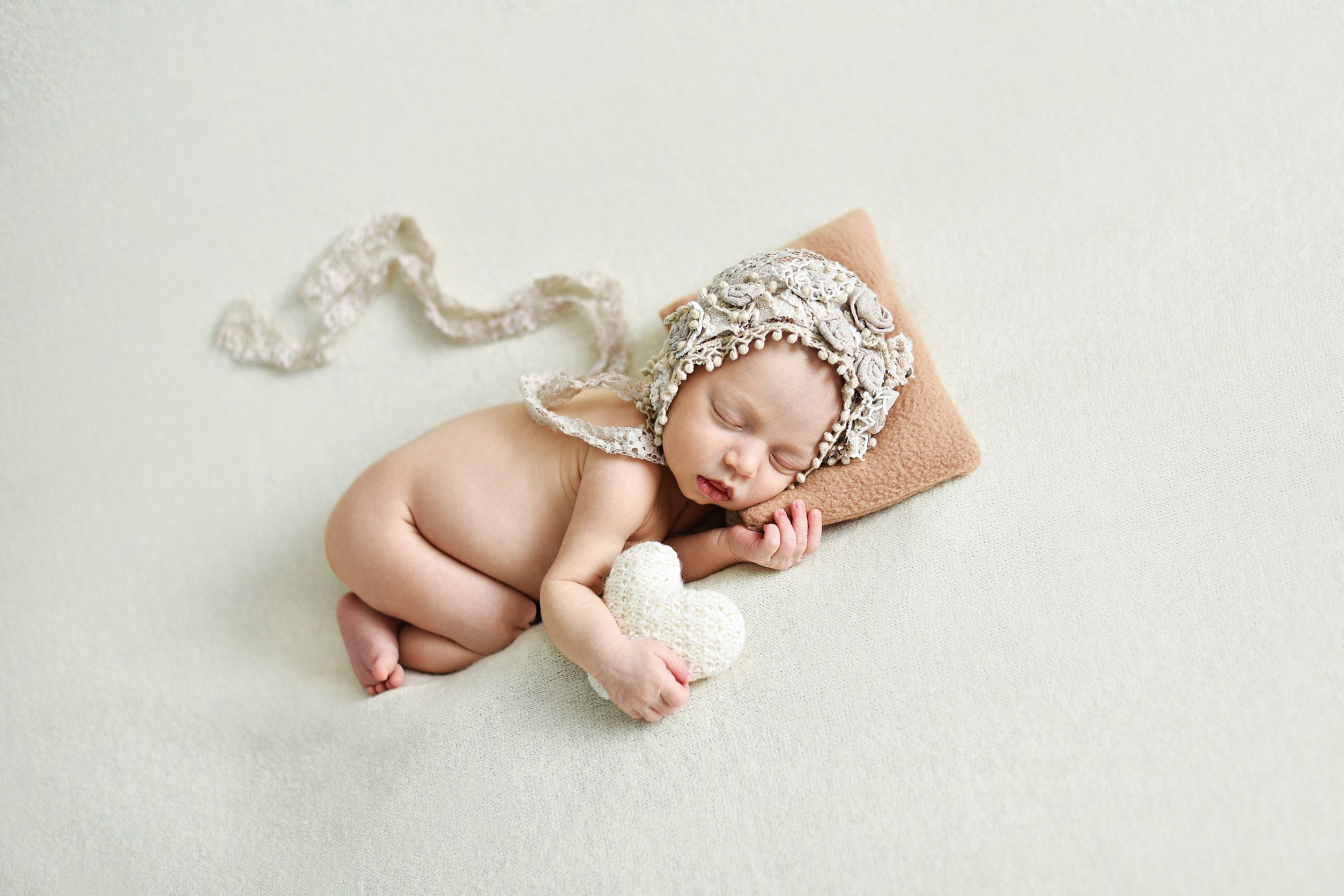 Оливия 14 дней. Фотограф беременности и новорожденных малышей Анастасия Никитина