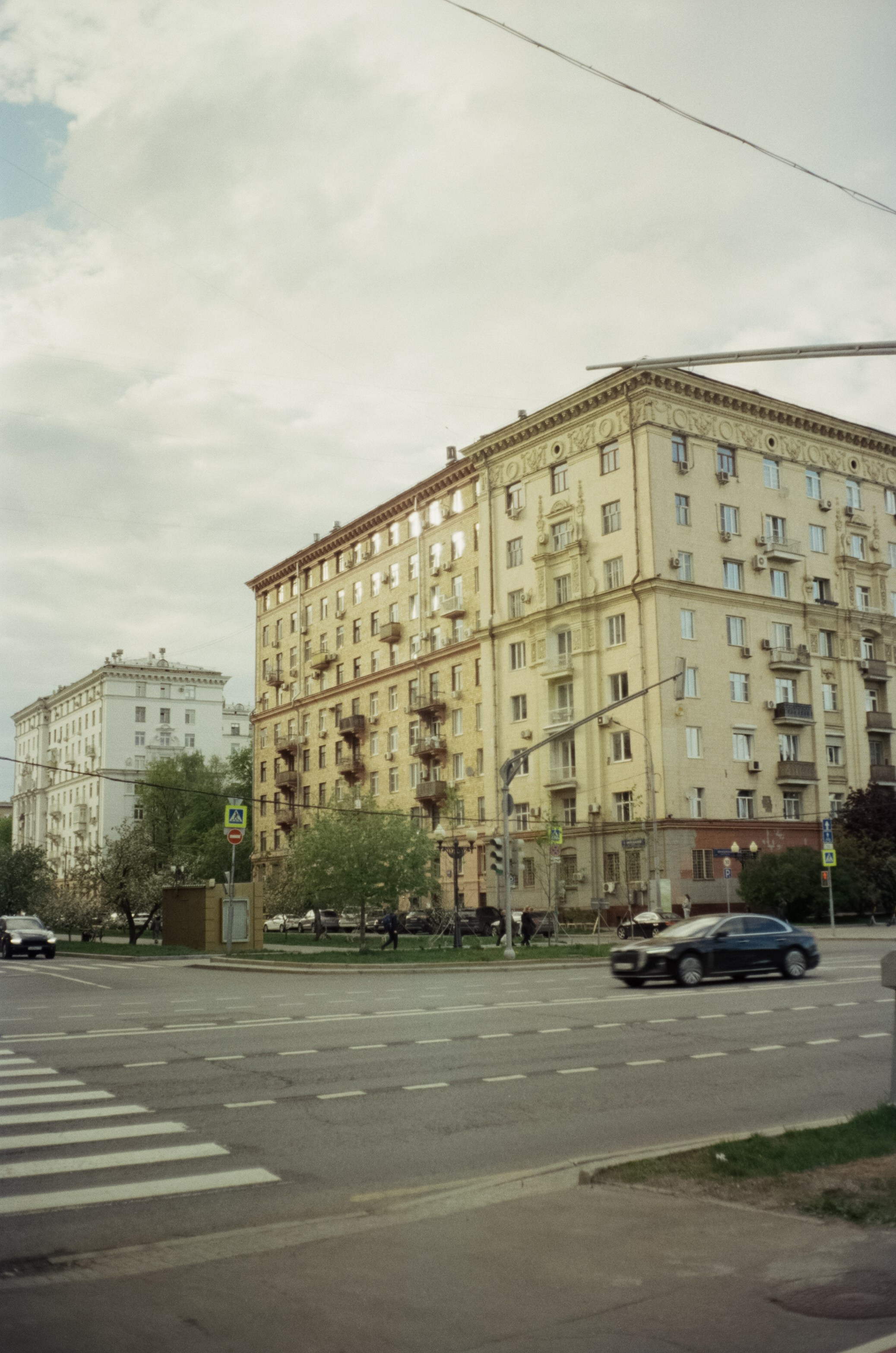 Ricoh FF-1 gray | Perspekriva expired Vision 200D | Фрунзенская набержная 5 мая 2025 года