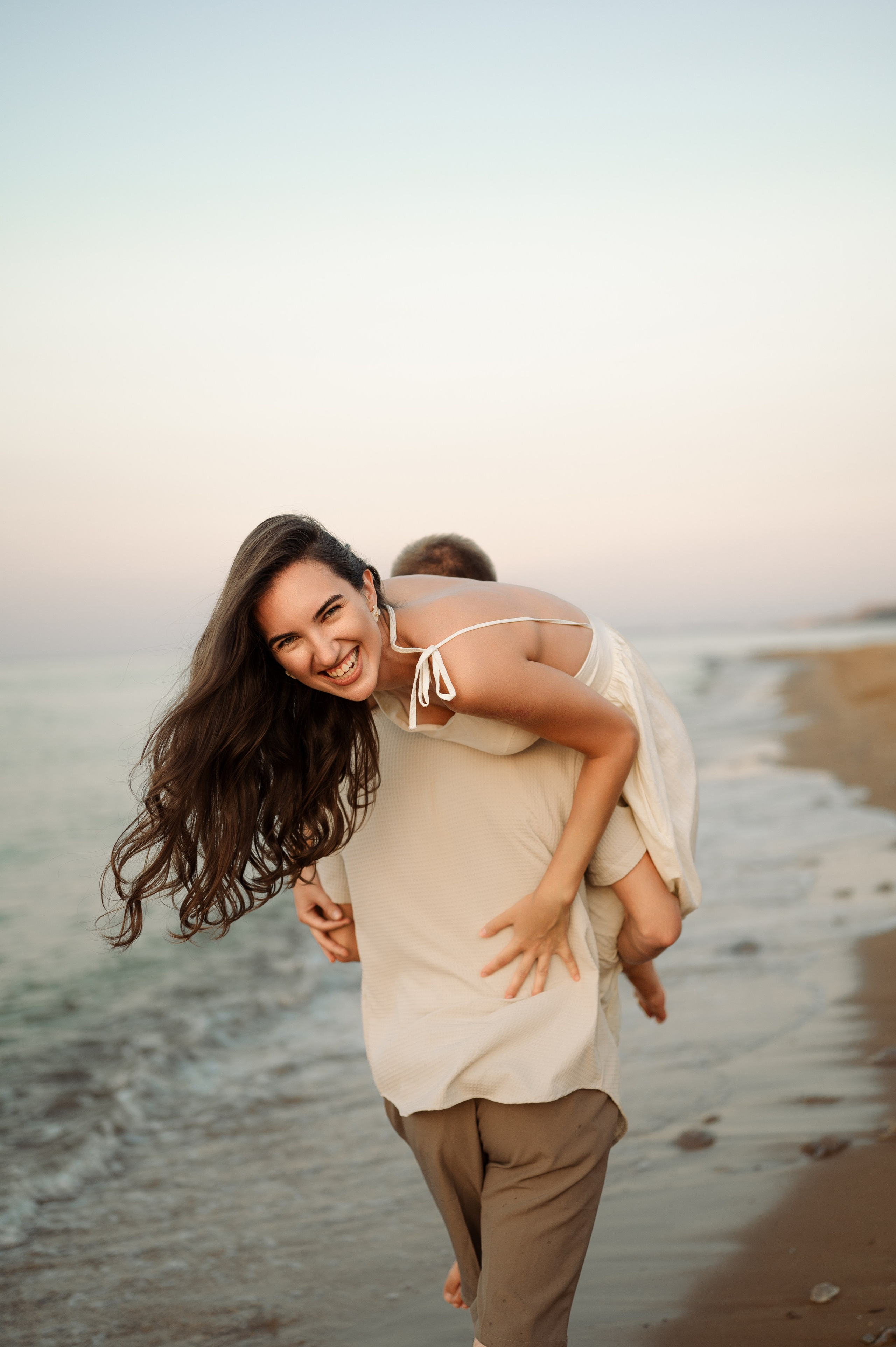 Предсвадебная съёмка на море🌊. Свадебный и семейный фотограф в Краснодаре Алина Мельник